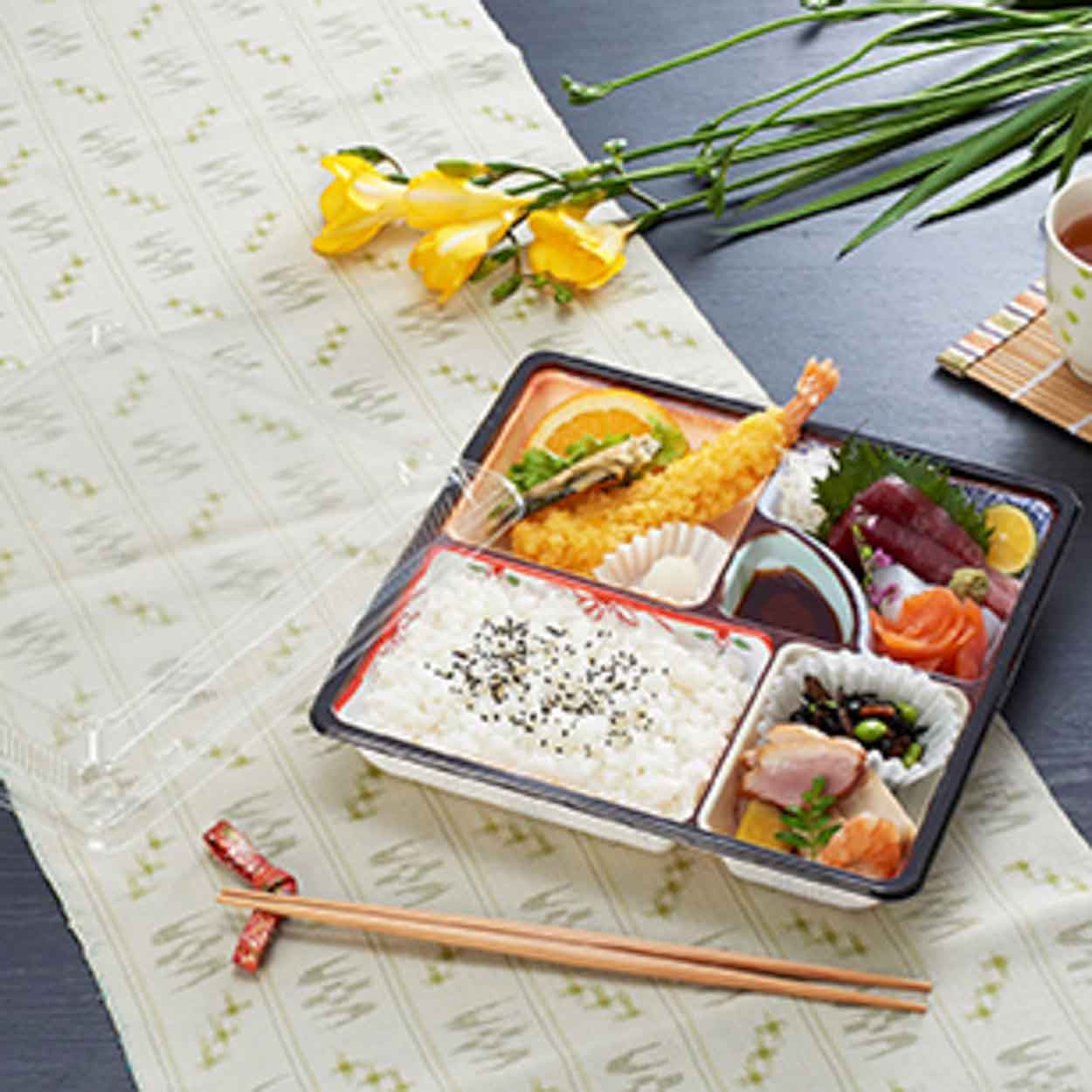 Colorful Printed PP 4-Compartment Takeout Bento Box 9.5