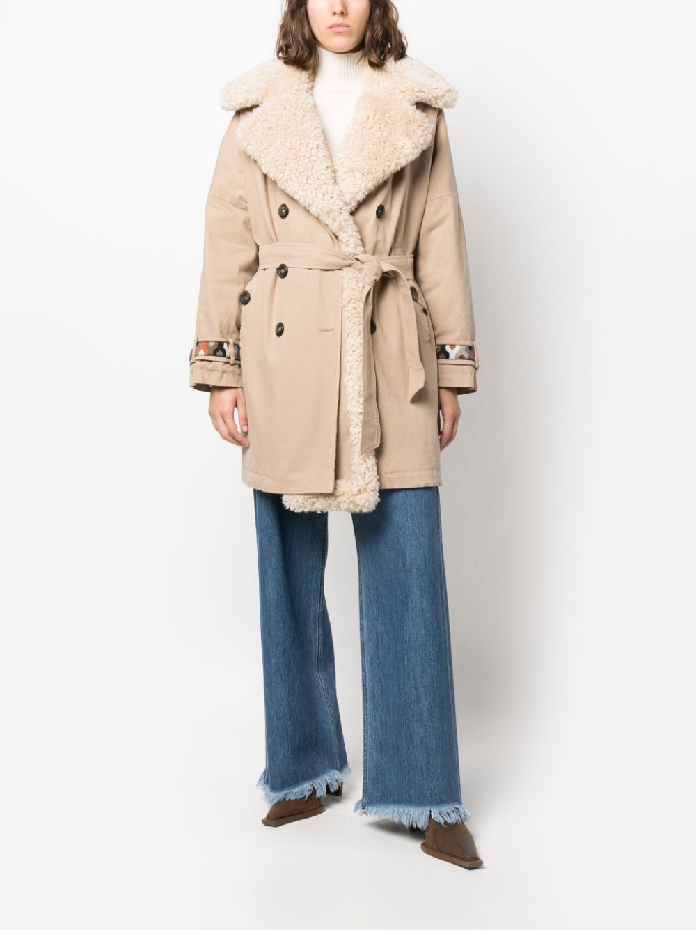 Luxury Bazar Deluxe Camel Coats for Women - Elegant Winter Outerwear for Office, Travel & Special Occasions