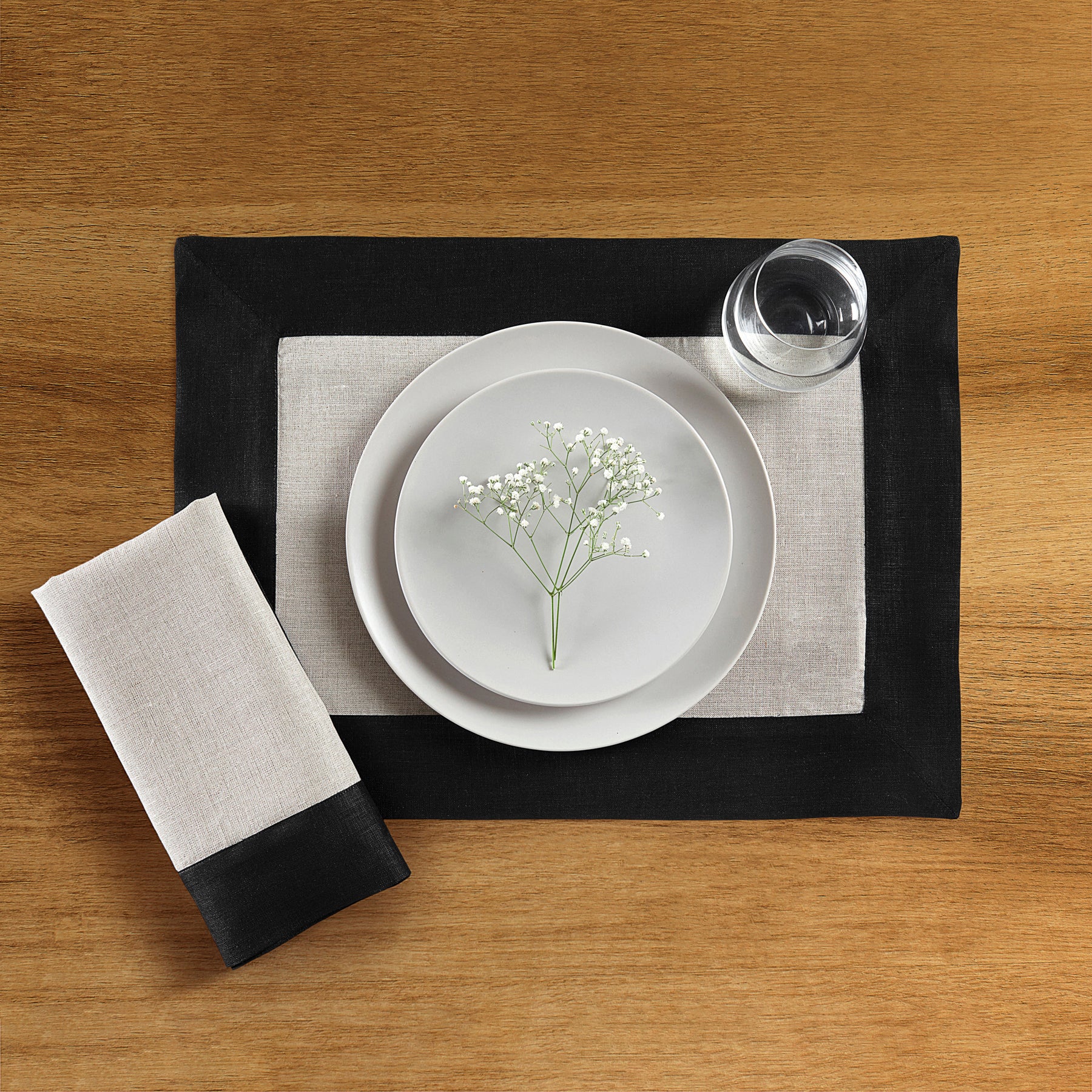 Stylish Contempo Placemats Set of 4 - Waterproof & Heat-Resistant Modern Table Mats for Dining Room, Kitchen, or Party Decor - Perfect for Everyday Use, Entertaining & Holiday Gatherings
