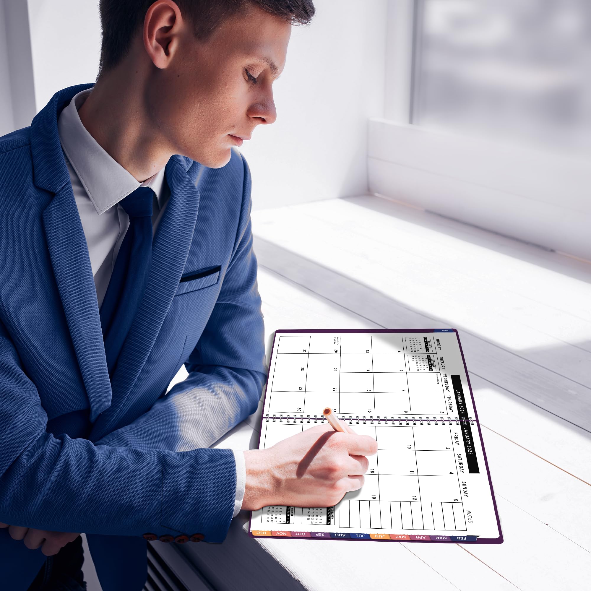 2025 Daily Planner with 15-Minute Time Slots - 8.5 x 11 Inch Large Tabbed Weekly & Monthly Calendar Organizer for Business & Personal Use (Jan-Dec 2025, Purple) - Perfect for Office Professionals, Students, and Time Management Enthusiasts