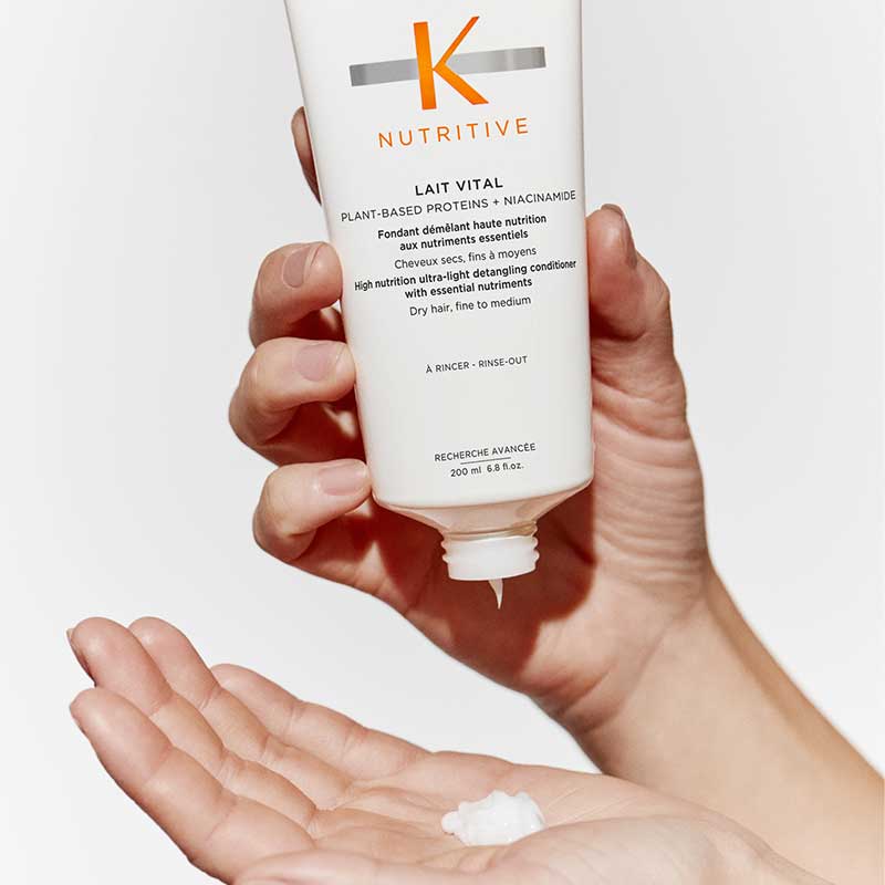 Kérastase Nutritive Ultra Light Detangling Conditioner for Dry Hair - Hydrating & Frizz Control | Perfect for Daily Hair Care & Salon-Quality Results at Home