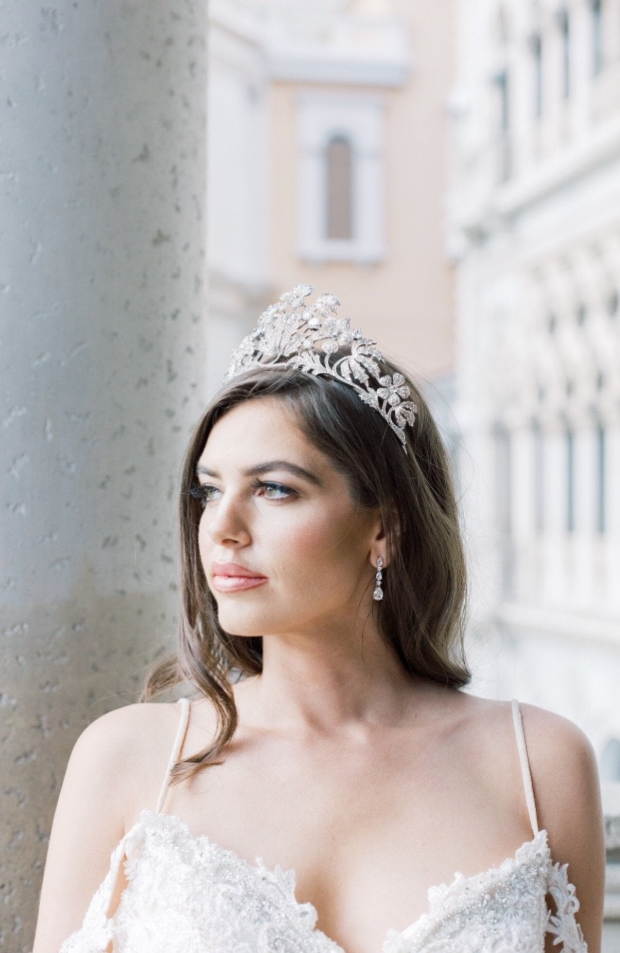HANOVERIAN Floral Tiara Crown for Women - Elegant Rhinestone Bridal Hair Accessories for Weddings, Prom, Pageants & Special Events