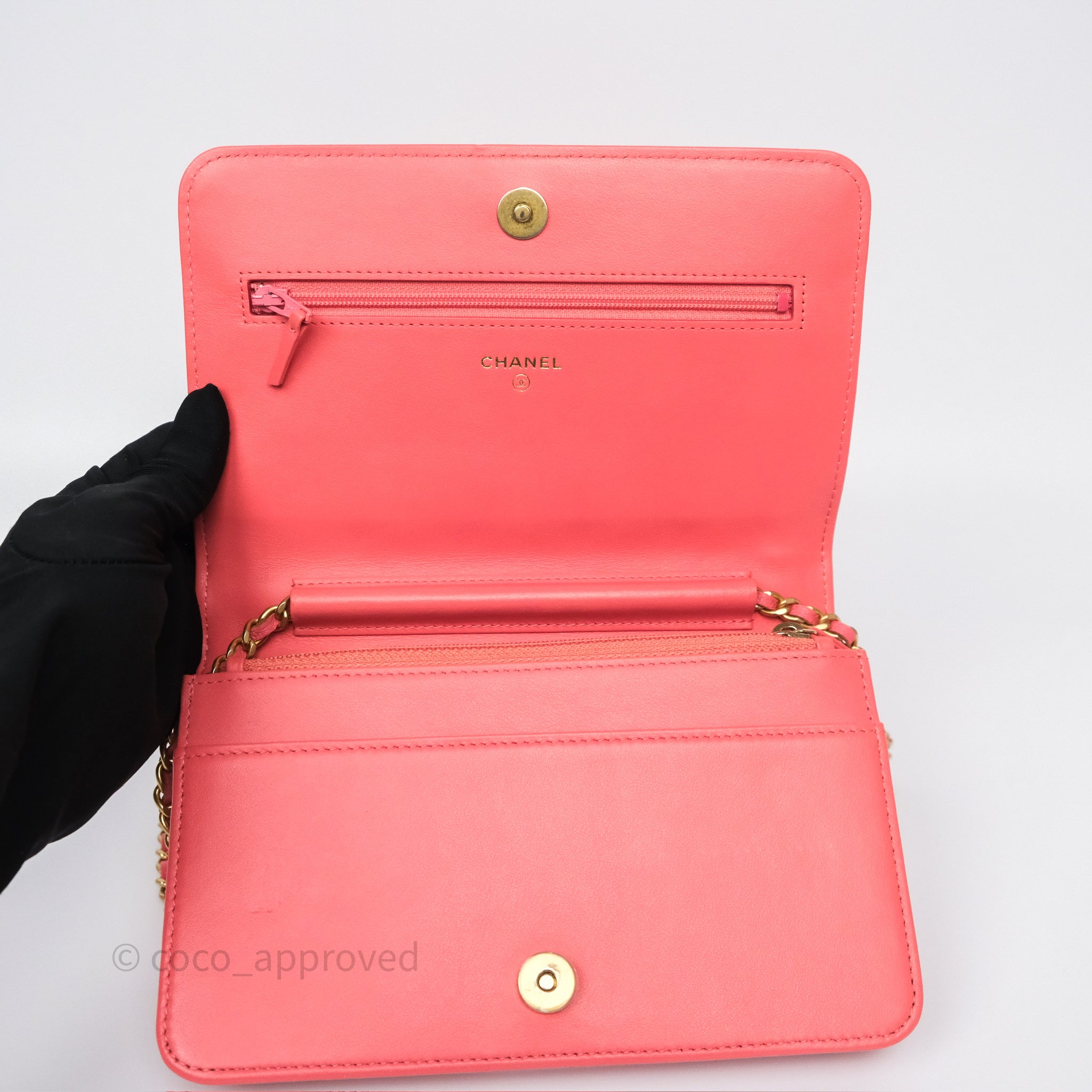 Chanel Boy Wallet on Chain WOC Quilted Dark Pink Caviar Leather with Aged Gold Hardware - Perfect for Evening Events & Luxury Fashion Accessories