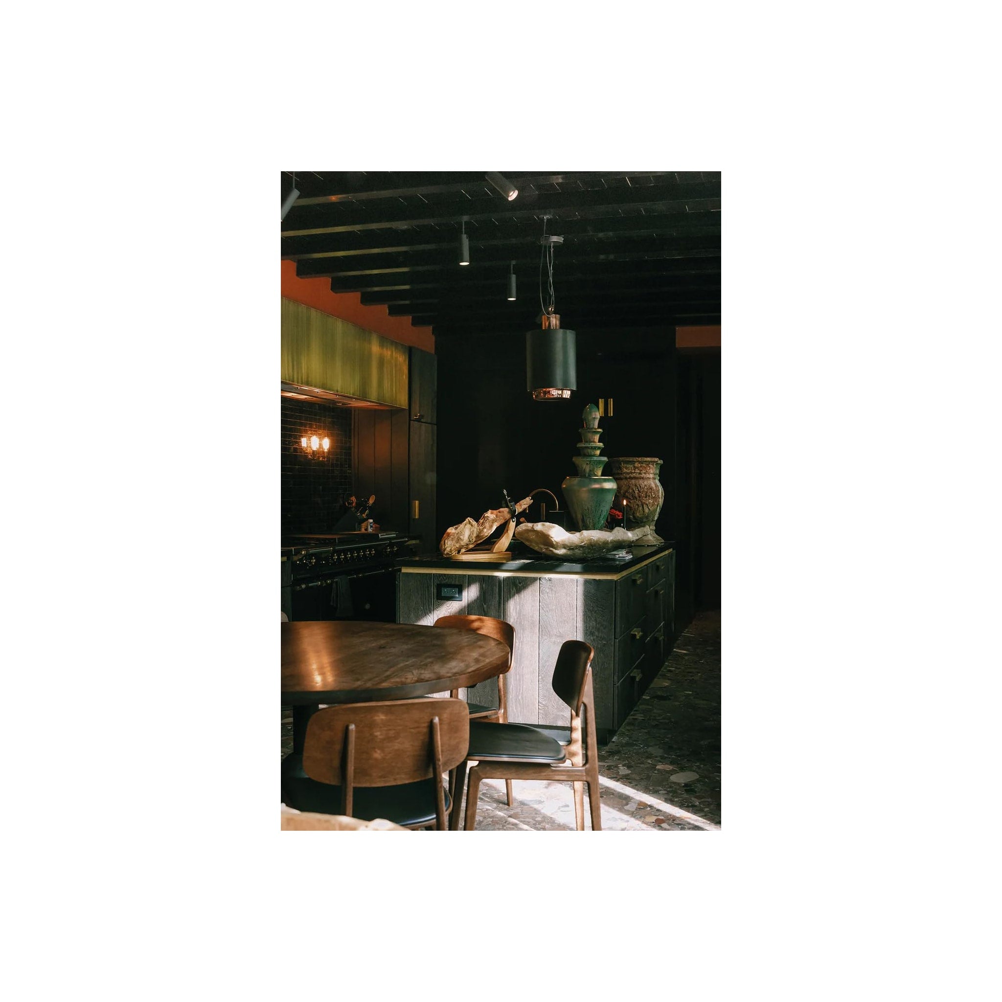 In Focus: Stunning Photography Coffee Table Book for Home Decor, Gifts & Inspiration | Perfect for Living Rooms, Offices & Coffee Shops