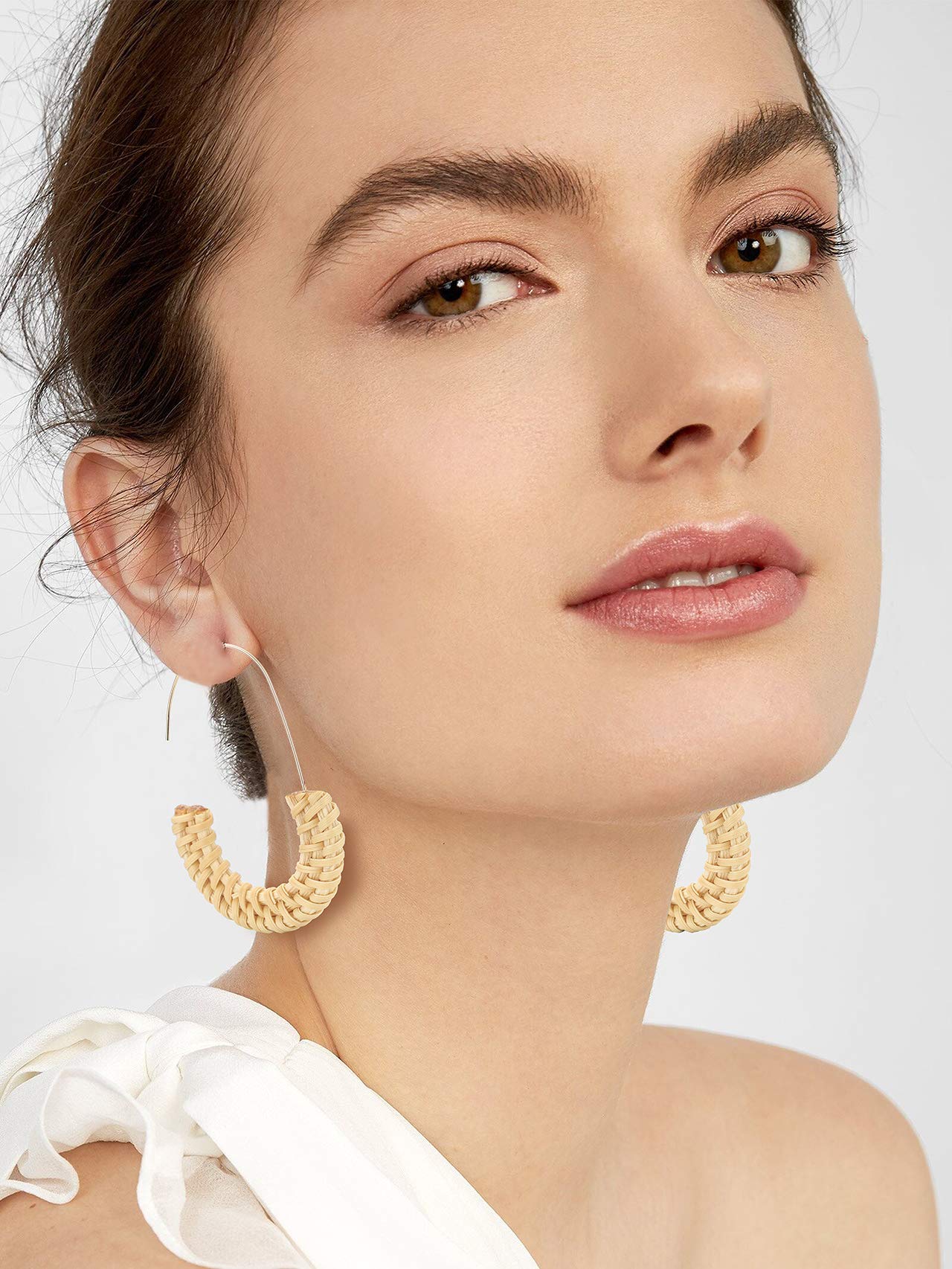 Handmade Rattan Hoop Earrings for Women - Lightweight Straw Wicker Braid Dangle Drop Earrings - Boho Fashion Jewelry for Beach, Summer, and Casual Wear