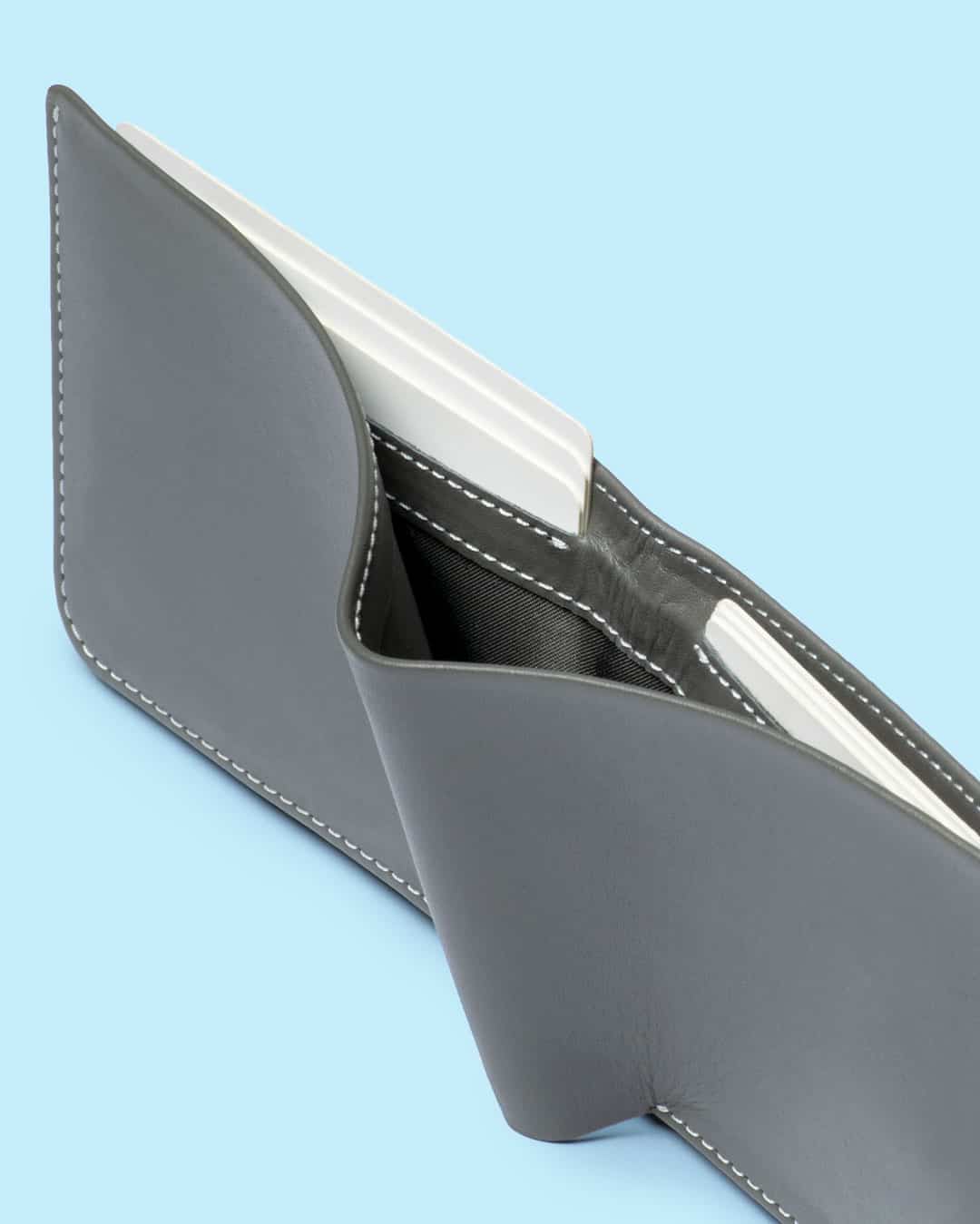 Slim & Lightweight Bifold Wallet for Men - RFID Blocking Minimalist Leather Wallet - Perfect for Everyday Carry, Travel & Business Use