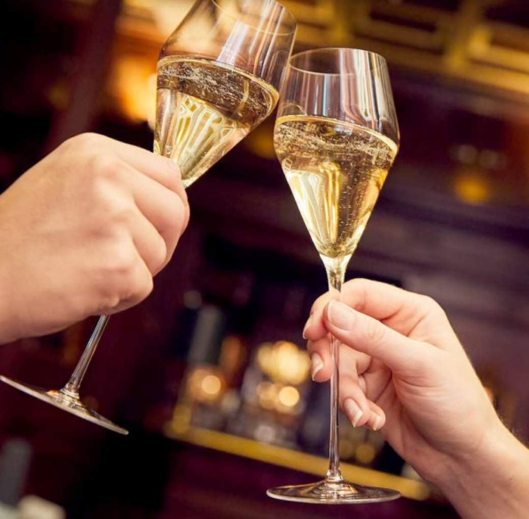 Premium Zalto Denk'Art Hand-Blown Crystal Champagne Flutes - Set of 2 Elegant Wine Glasses for Wedding Toasts, Anniversary Celebrations & Fine Dining Experiences
