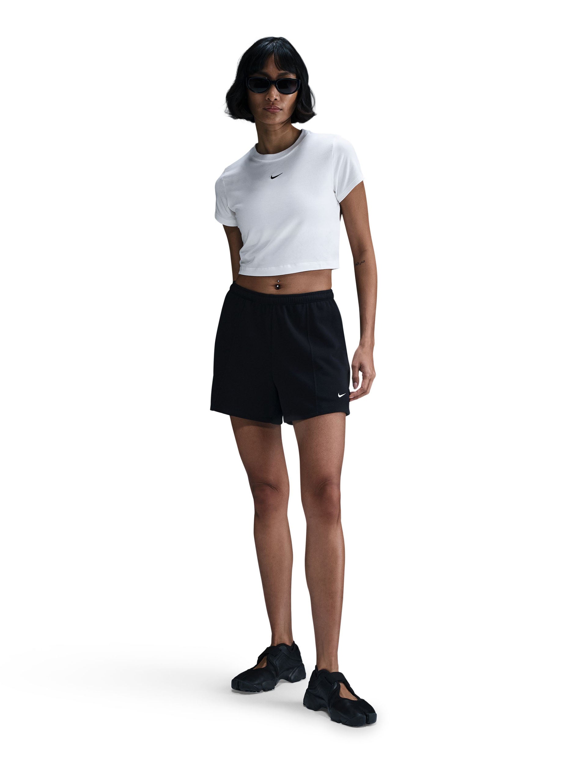 Sportswear Chill Knit Cropped T-Shirt for Women - Breathable Workout Top in White & Black - Perfect for Yoga, Gym & Casual Wear