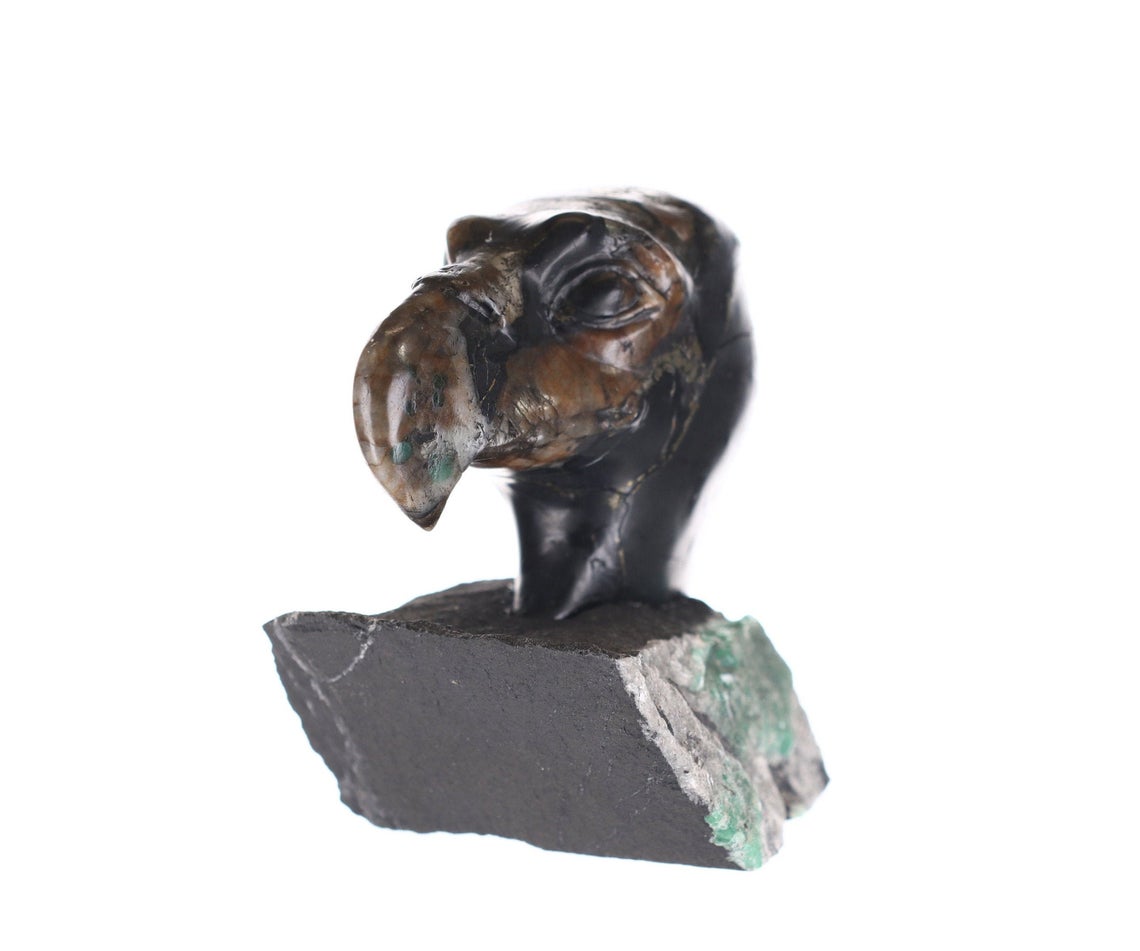 Authentic Colombian Emerald Bald Eagle Rough Crystal Sculpture – Handcrafted Gemstone Art for Home Decor & Spiritual Healing
