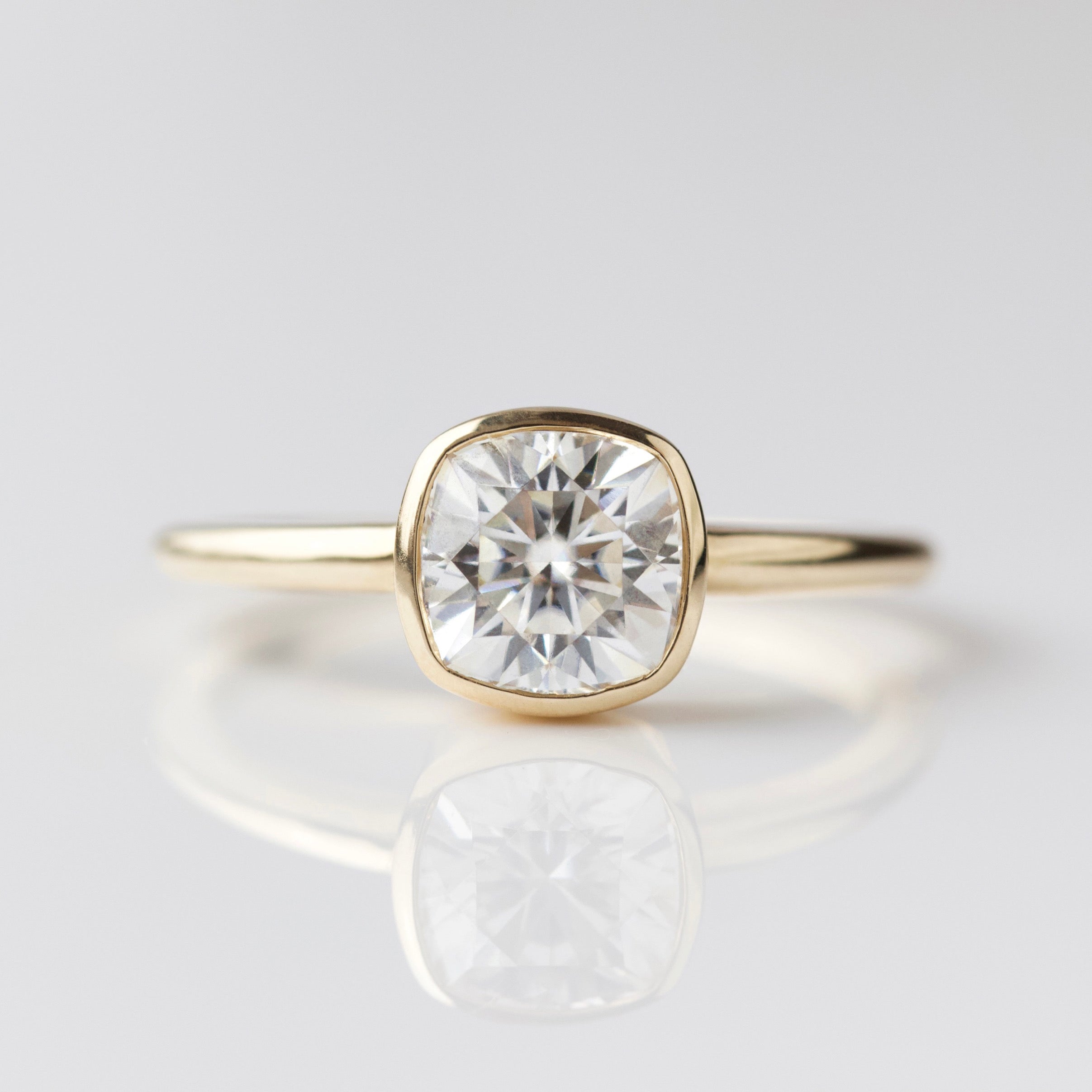 Moissanite Cushion Cut Bezel Set Engagement Ring - 1.5ct 14K White Gold Vintage Wedding Band for Women, Perfect for Proposals, Anniversaries & Bridal Jewelry