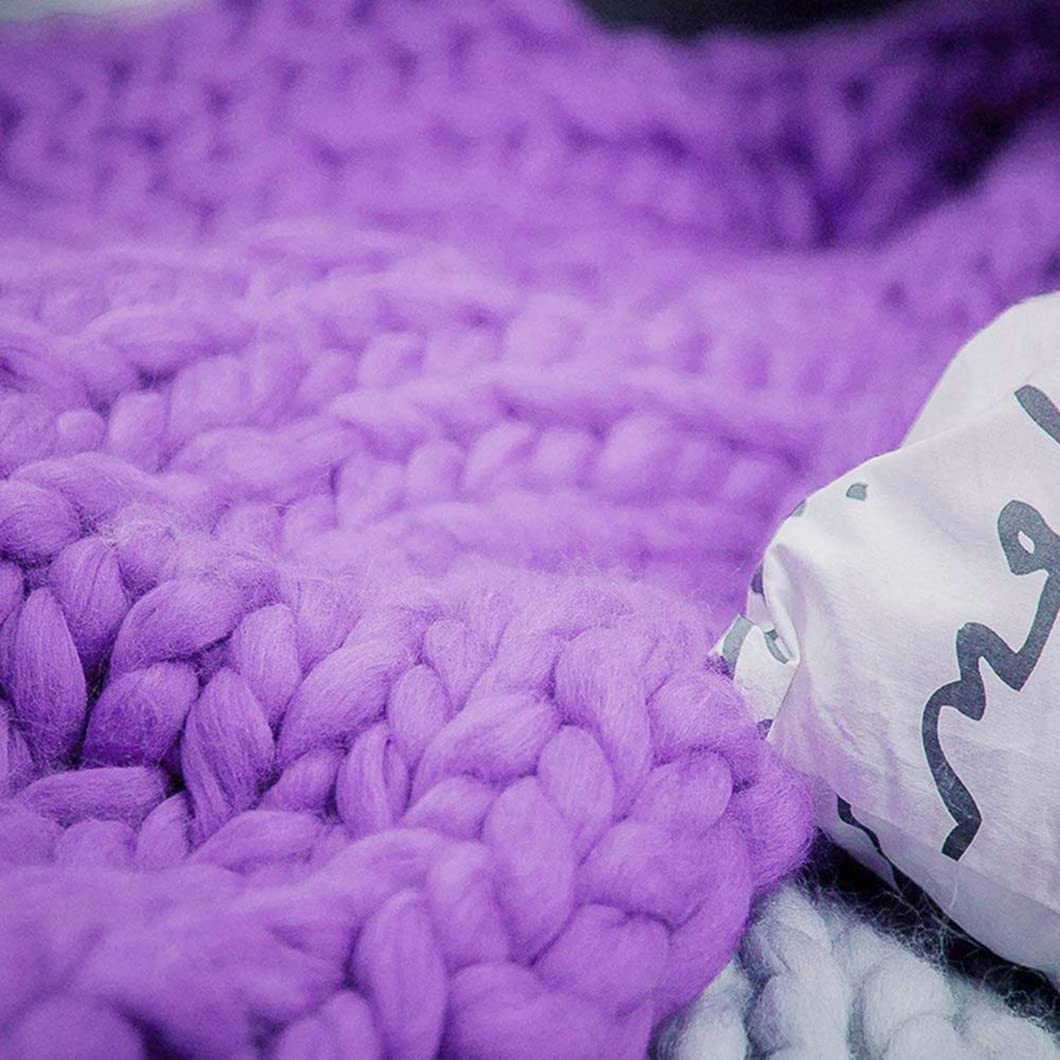 Chunky Knit Blanket - Super Soft Handmade Bulky Knit Throw for Bed, Couch & Sofa | Cozy Home Decor for Winter Nights, Movie Time & Relaxation