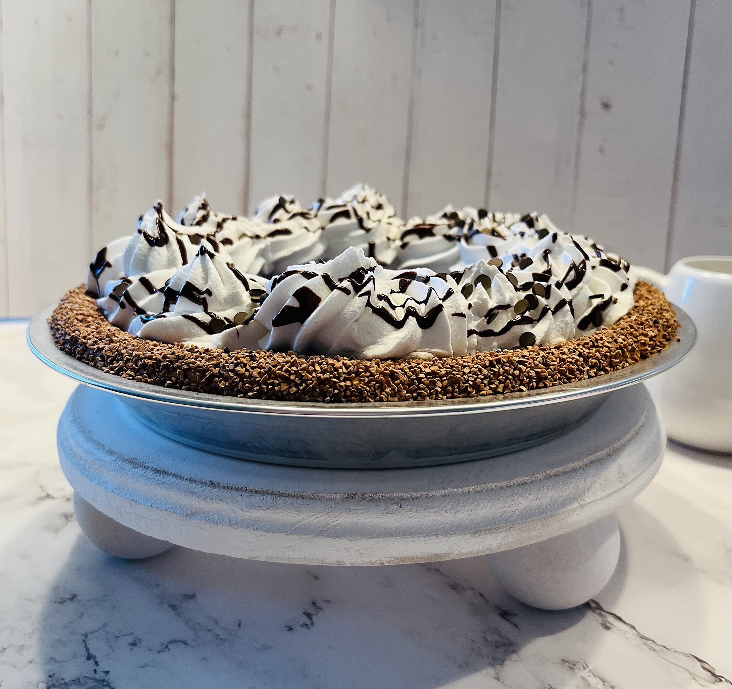 Artificial Cupcakes & Fake Cakes for Display - Realistic Faux Cake Decorations - Home & Kitchen Fake Desserts - Chocolate Cream Pie Display - Perfect for Wedding Centerpieces, Bakery Displays & Home Decor
