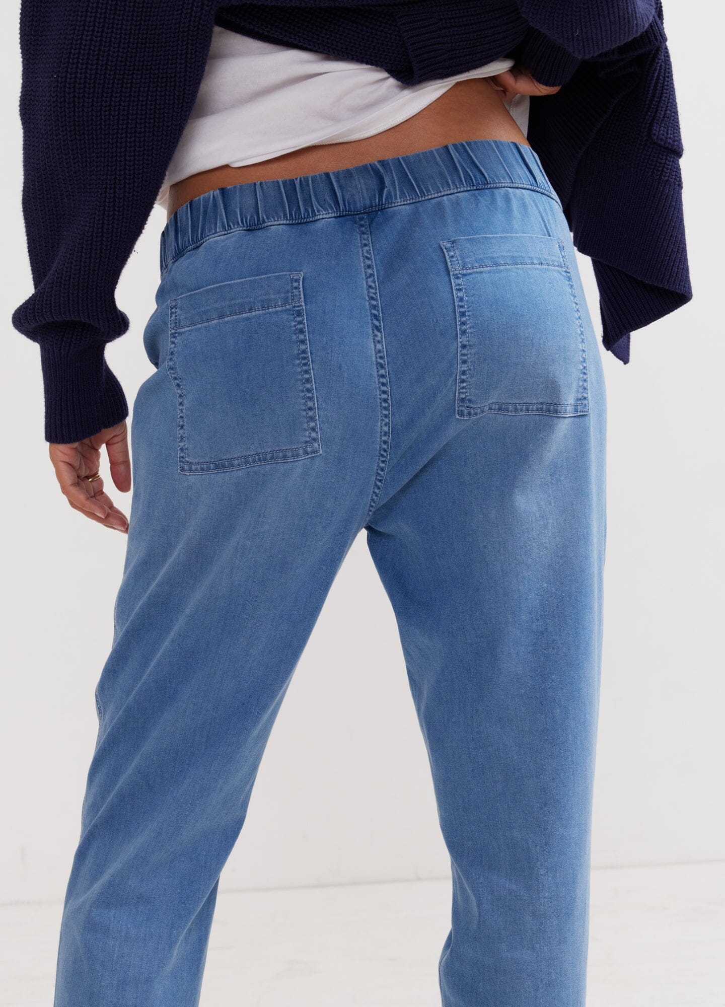 Stylish & Comfortable Easy Denim Joggers for Women & Men - Perfect for Casual Wear, Lounge & Outdoor Activities