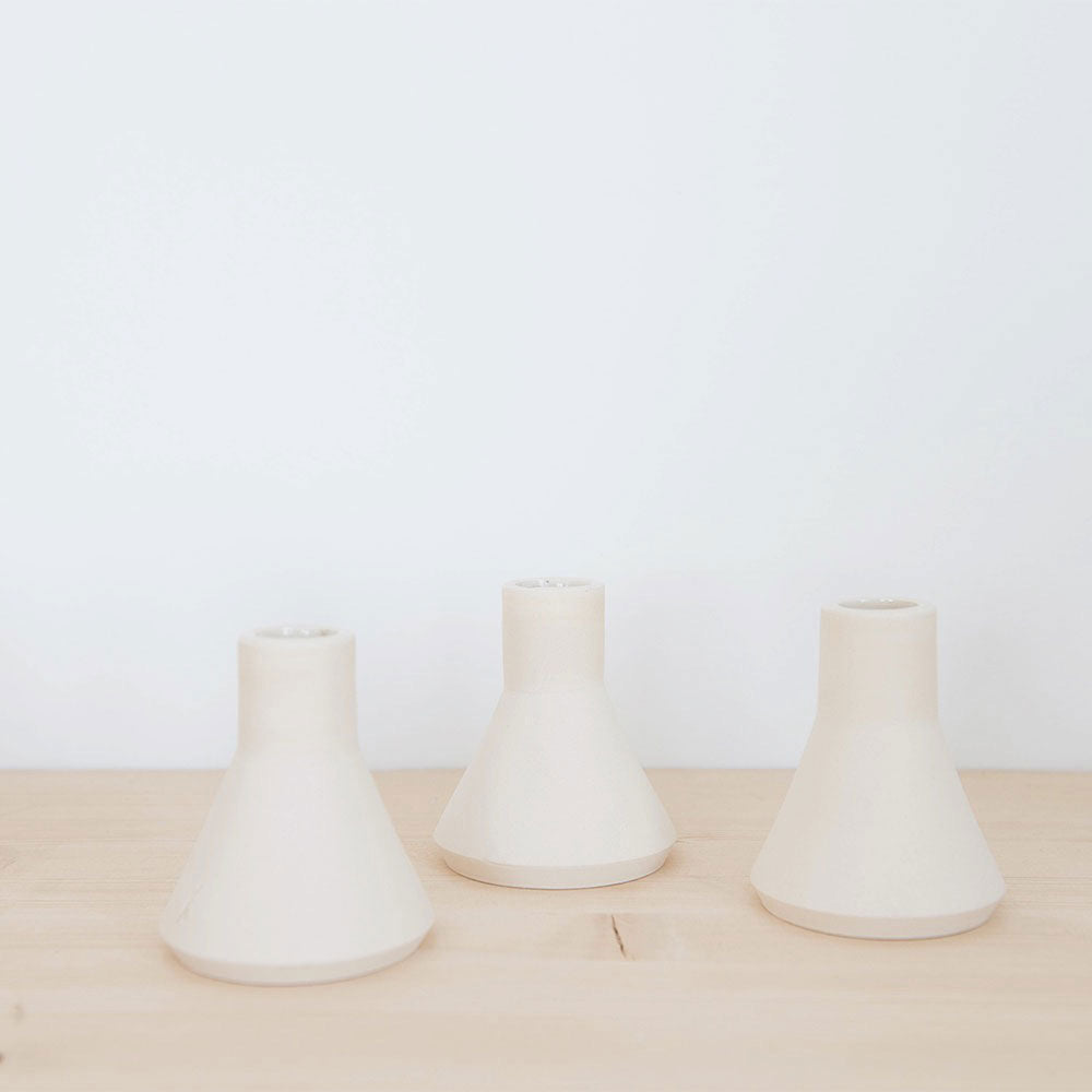 Elegant Classic Ceramic Candle Holder for Home Decor - Perfect for Romantic Dinners, Spa Nights & Cozy Living Room Ambiance
