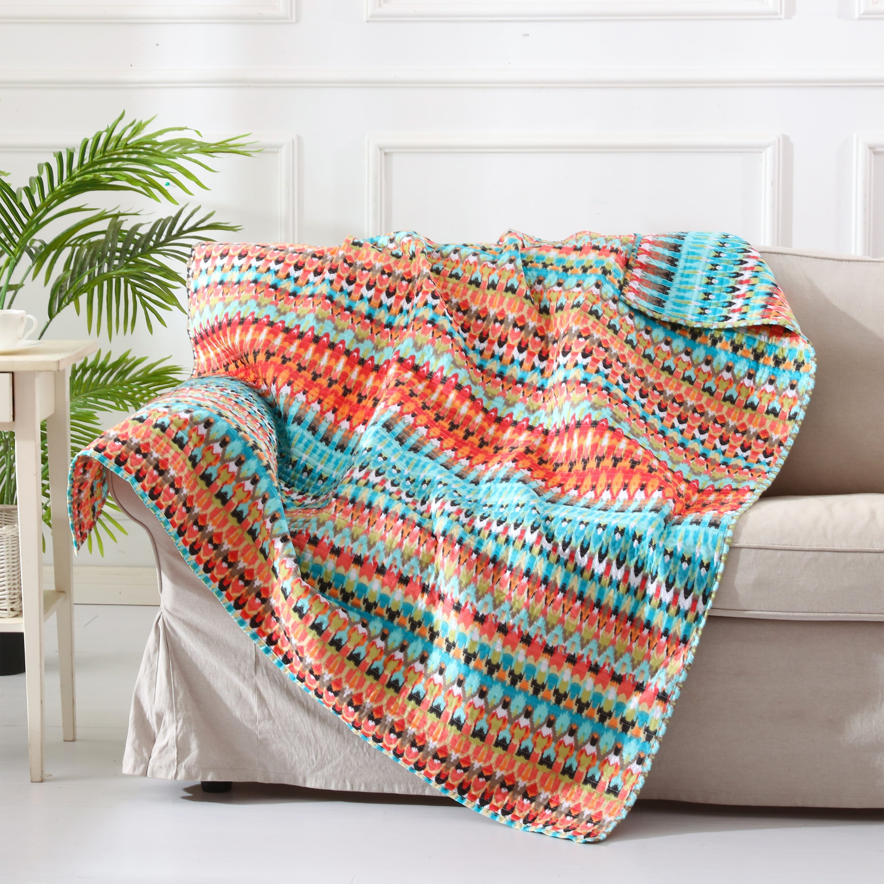 Cozy Corona Quilted Throw Blanket - Soft & Warm Reversible Bedspread for Couch, Bed, Sofa - Perfect for Winter Nights, Movie Time & Home Decor