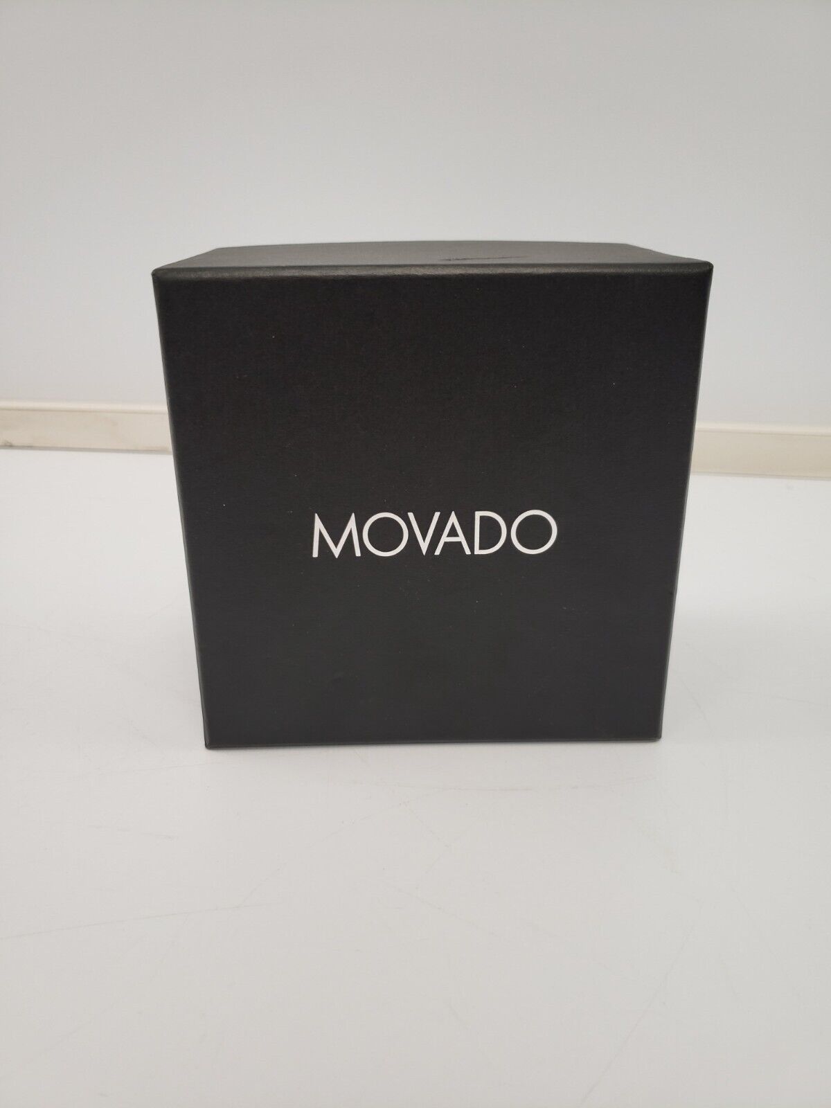 Movado 56 1 14 1577 Luxury Watch for Men - Elegant Stainless Steel Dress Watch with Sapphire Crystal - Perfect for Business, Formal Events & Special Occasions