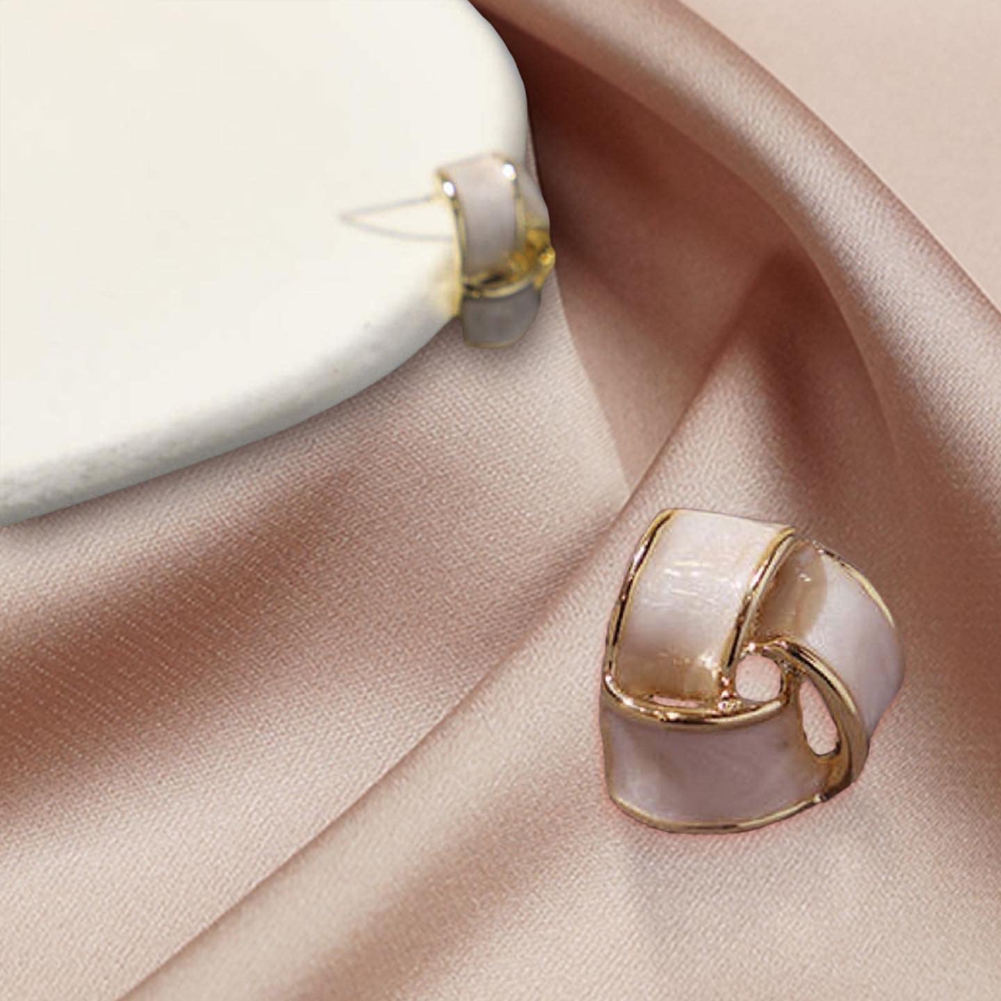 18k Gold Plated Geometric Stud Earrings for Women - Hypoallergenic Lightweight White Gold Tone Ear Studs - Perfect for Everyday Wear, Office & Special Occasions