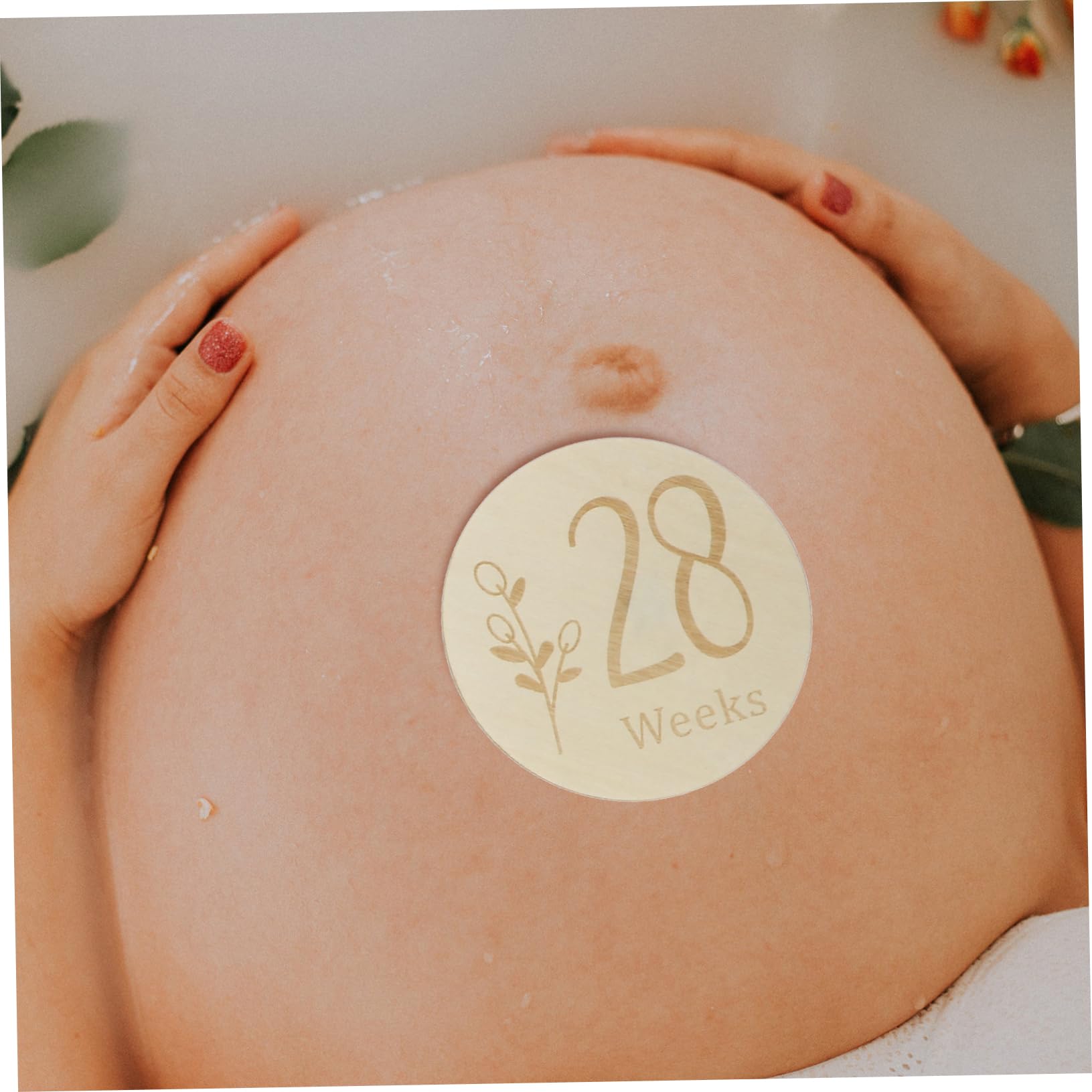 BIUDECO 11-Piece Pregnancy Milestone Markers - Double-Sided Wooden Weekly Baby Bump Cards for Expecting Mothers | Perfect for Maternity Photos, Baby Showers & Pregnancy Journals