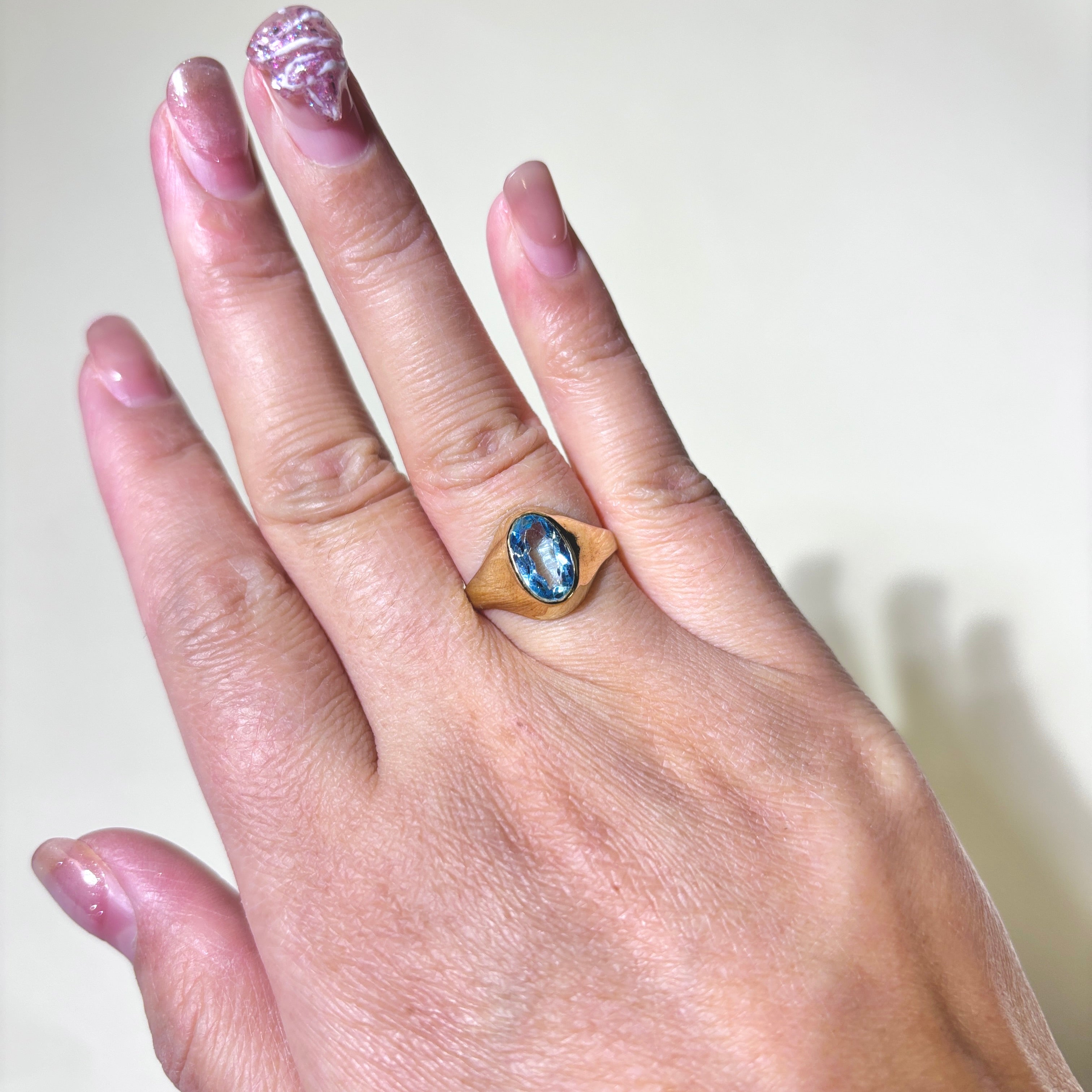 8K Gold Bezel Set Oval Cut Blue Glass Ring - 1.80ct Size 8 | Elegant Statement Jewelry for Women, Perfect for Weddings, Parties & Special Occasions