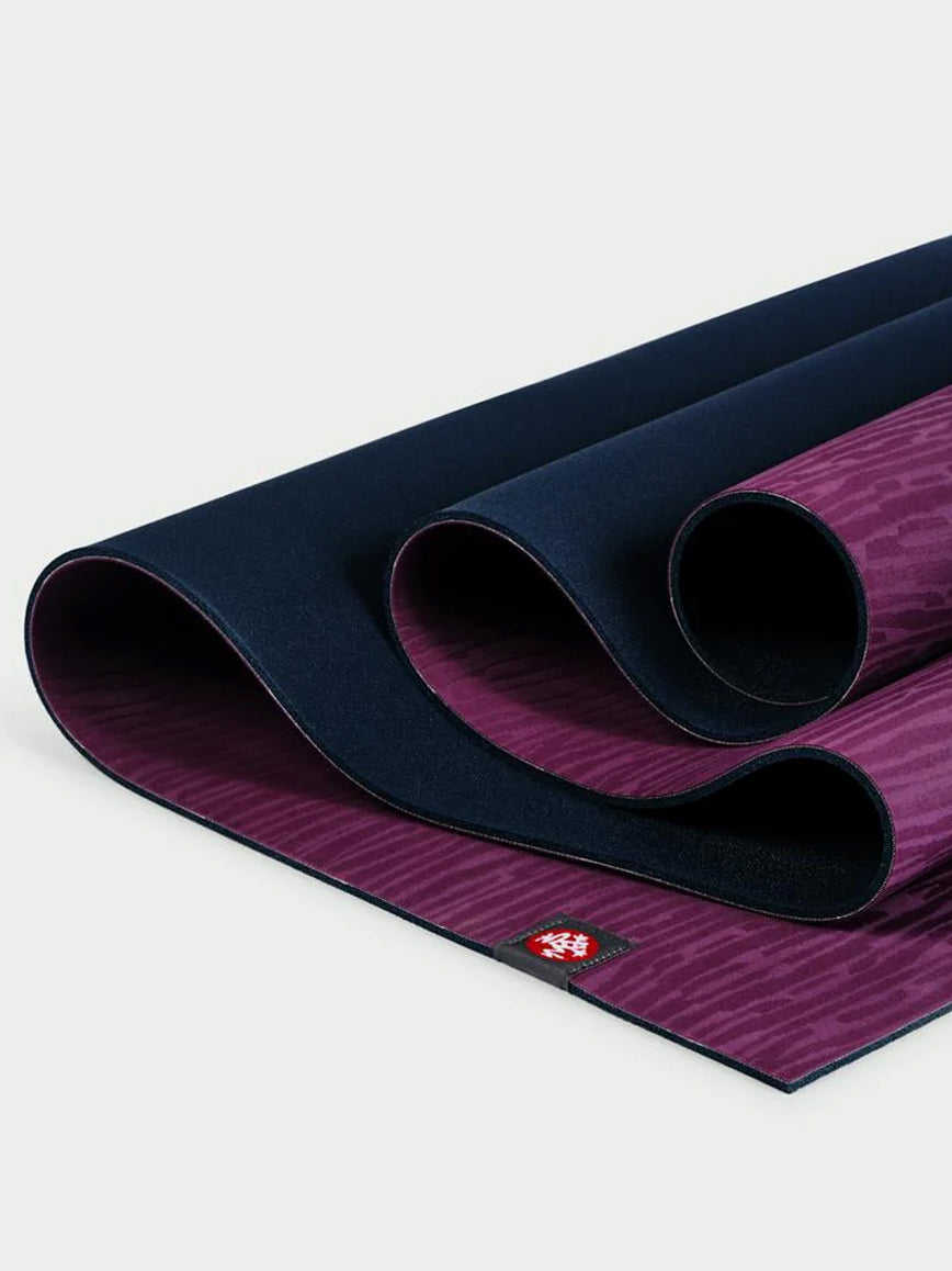 Manduka eKO Lite 3.0 4mm Yoga Mat - Eco-Friendly Non-Slip Exercise Mat for Yoga, Pilates & Home Workouts | Perfect for Beginners & Professionals