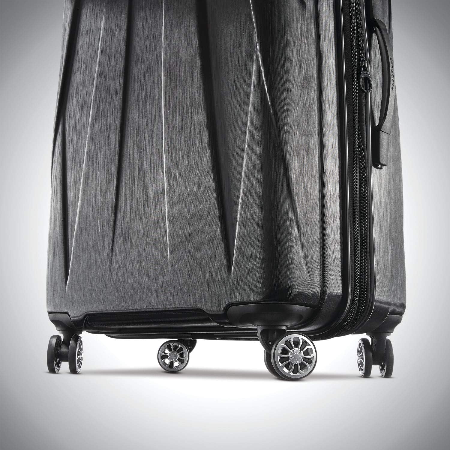 Samsonite Centric 2 Hardside Expandable Luggage Set with 360° Spinner Wheels - 3-Piece (20/24/28 Inch) Black Suitcase for Travel, Business Trips & Family Vacations