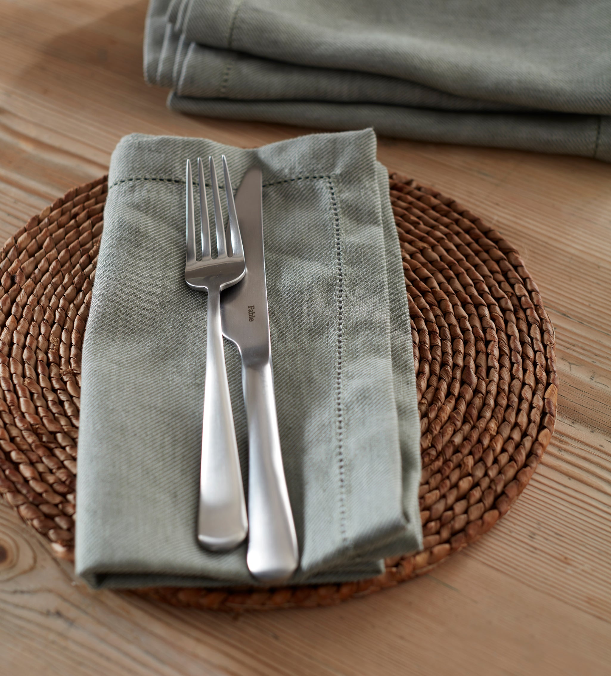 Premium Olive Green Cotton Linen Napkins Set of 4 - Eco-Friendly Dinner Napkins for Casual Dining, Parties & Home Decor