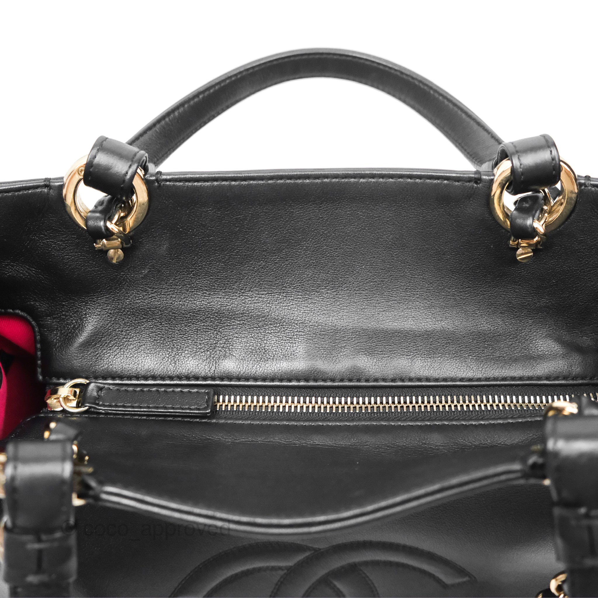 Chanel CC Zipped Shopping Tote Bag in Calfskin Leather with Gold Hardware - Luxury Handbag for Women, Perfect for Work, Travel & Everyday Use