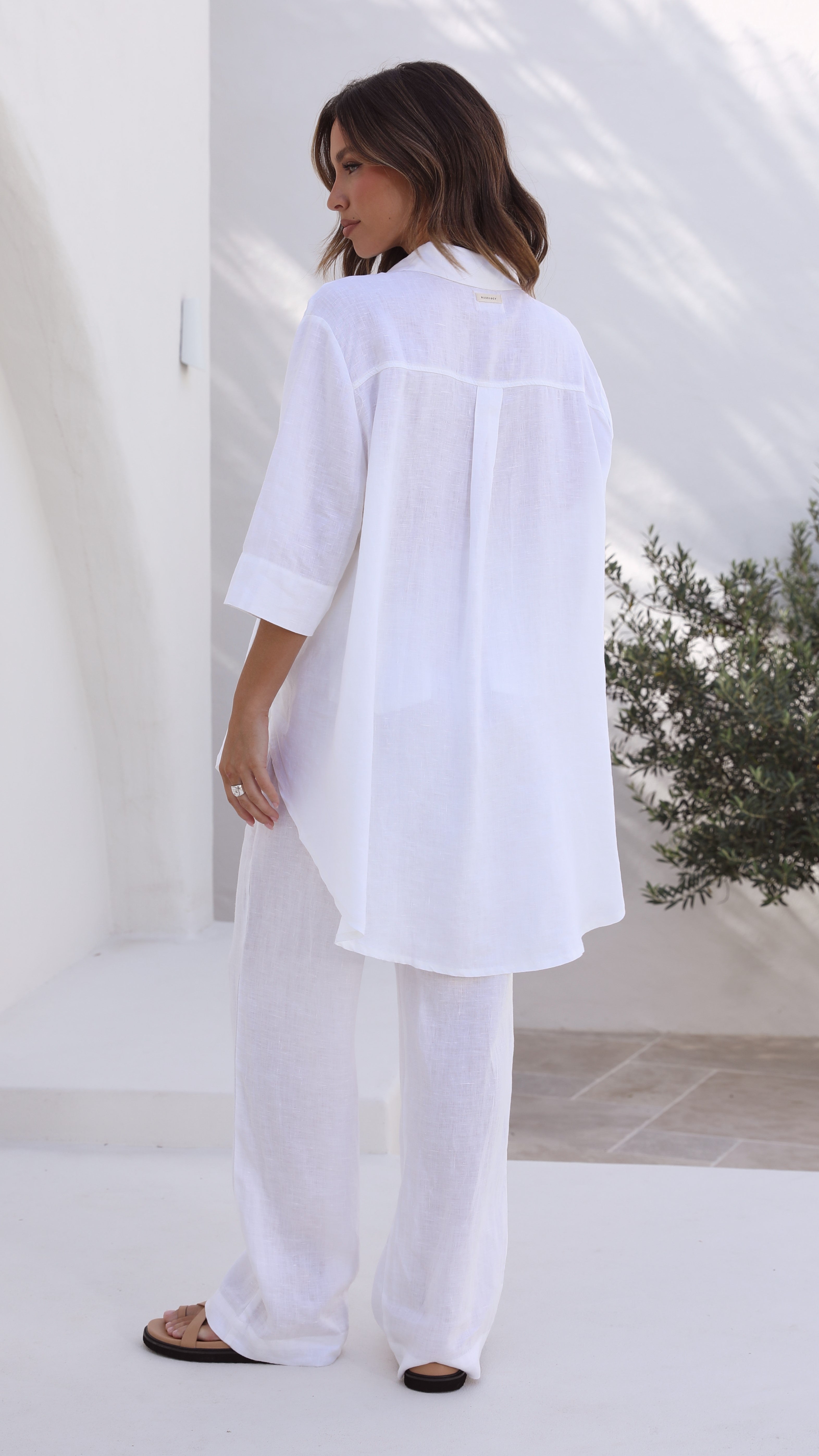 Premium White Linen Longline Shirt for Men - Breathable Relaxed Fit Lounge Shirt - Perfect for Casual Wear, Summer Outfits & Beach Vacations
