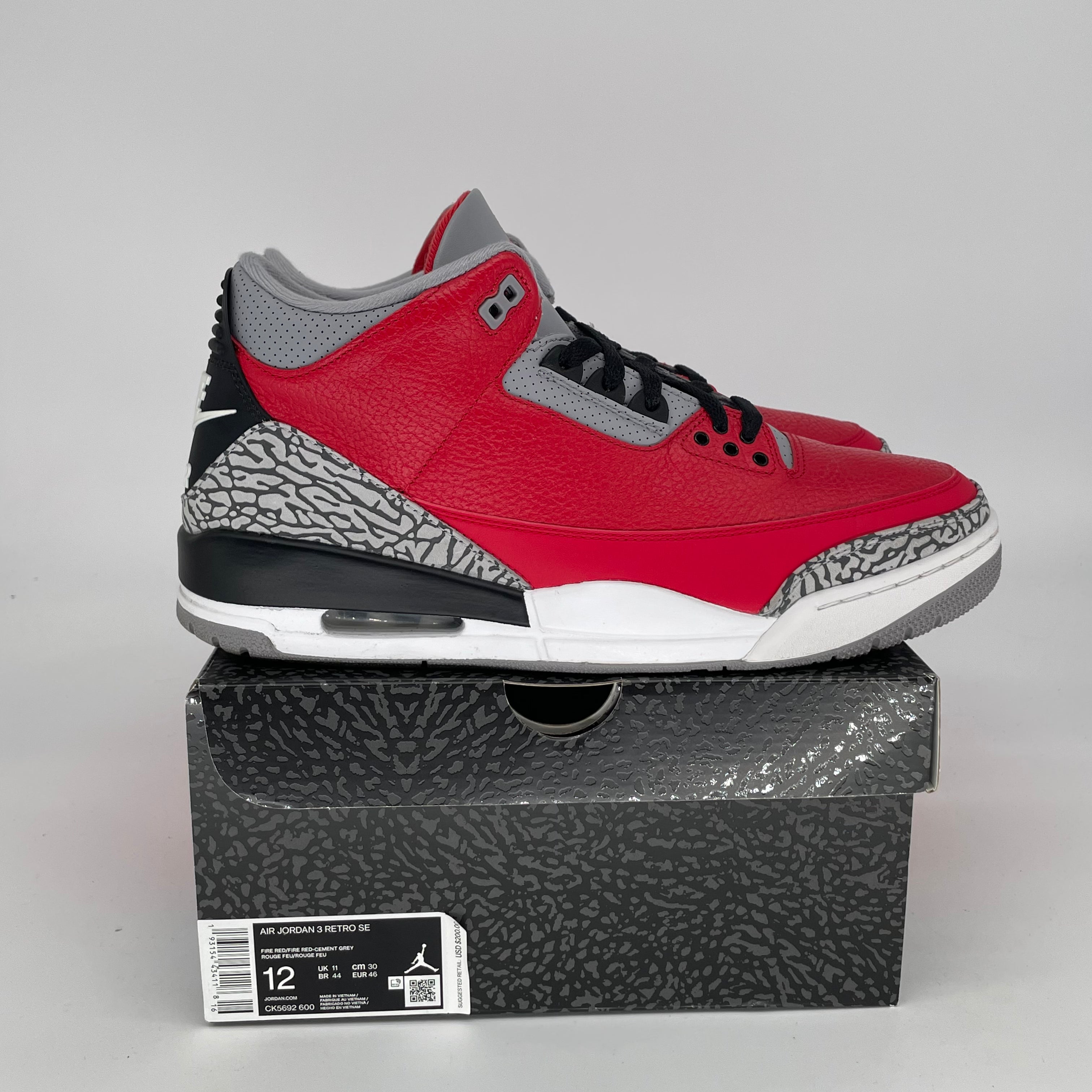 AIR JORDAN 3 UNITE Men's Basketball Shoes - Size 12 (CK5692-600) - Retro Style Sneakers for Casual Wear & Street Fashion