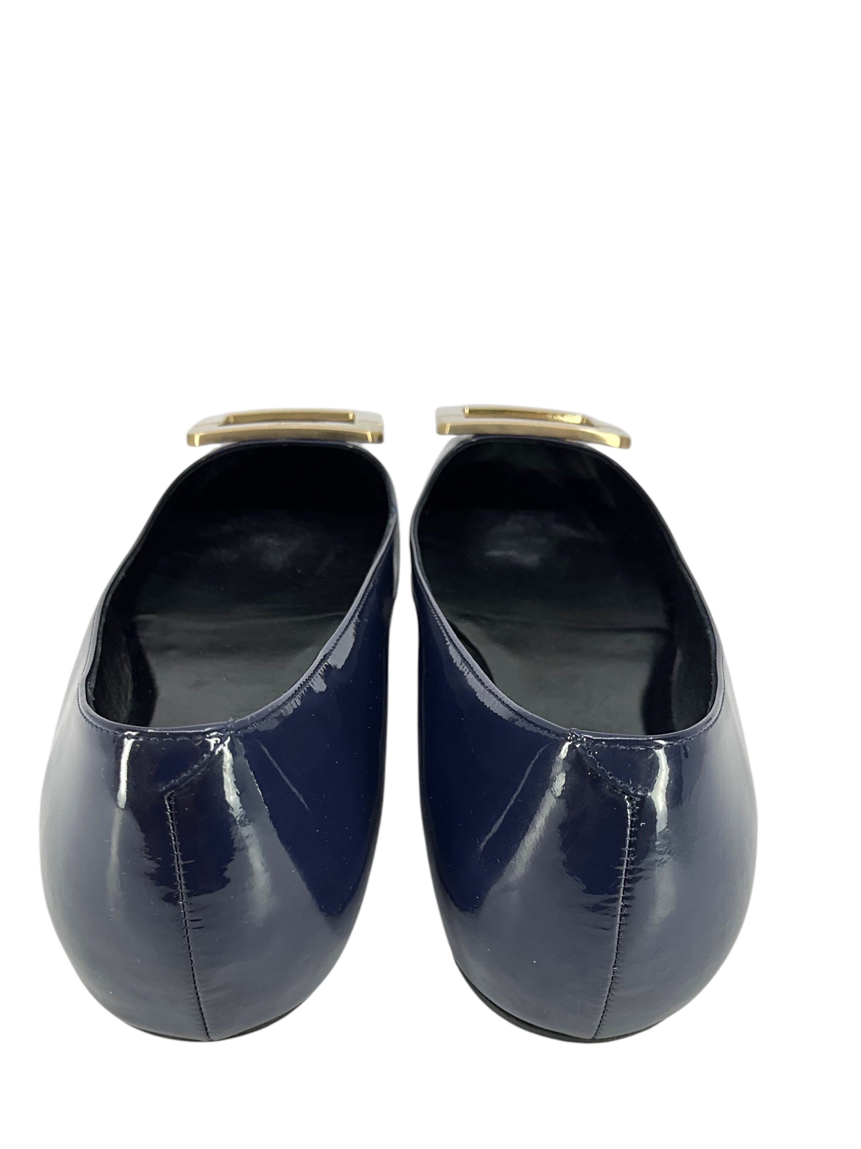 Roger Vivier Belle Vivier Patent Leather Flats - Women's Size 10 US | Classic Pointed Toe Ballet Shoes for Work, Office & Formal Occasions