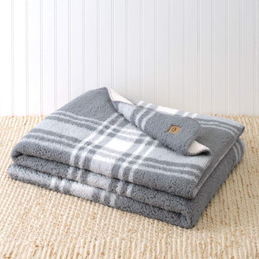 UGG Hailey Throw Blanket - Ultra Soft & Cozy Flannel Blanket for Living Room, Bedroom, or Office - Home Décor Accent - Chambray Blue - Perfect for Snuggling on the Couch, Reading Nook, or as a Gift