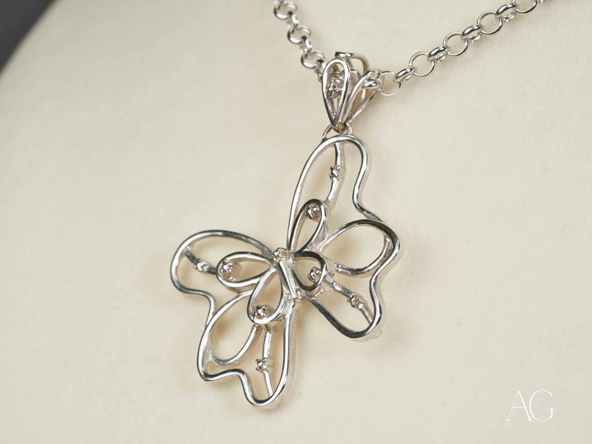 Celestial Flutter Butterfly Pendant Necklace - Elegant Silver Jewelry for Women, Perfect Gift for Birthday, Anniversary & Valentine's Day | Ideal for Parties, Weddings & Everyday Wear