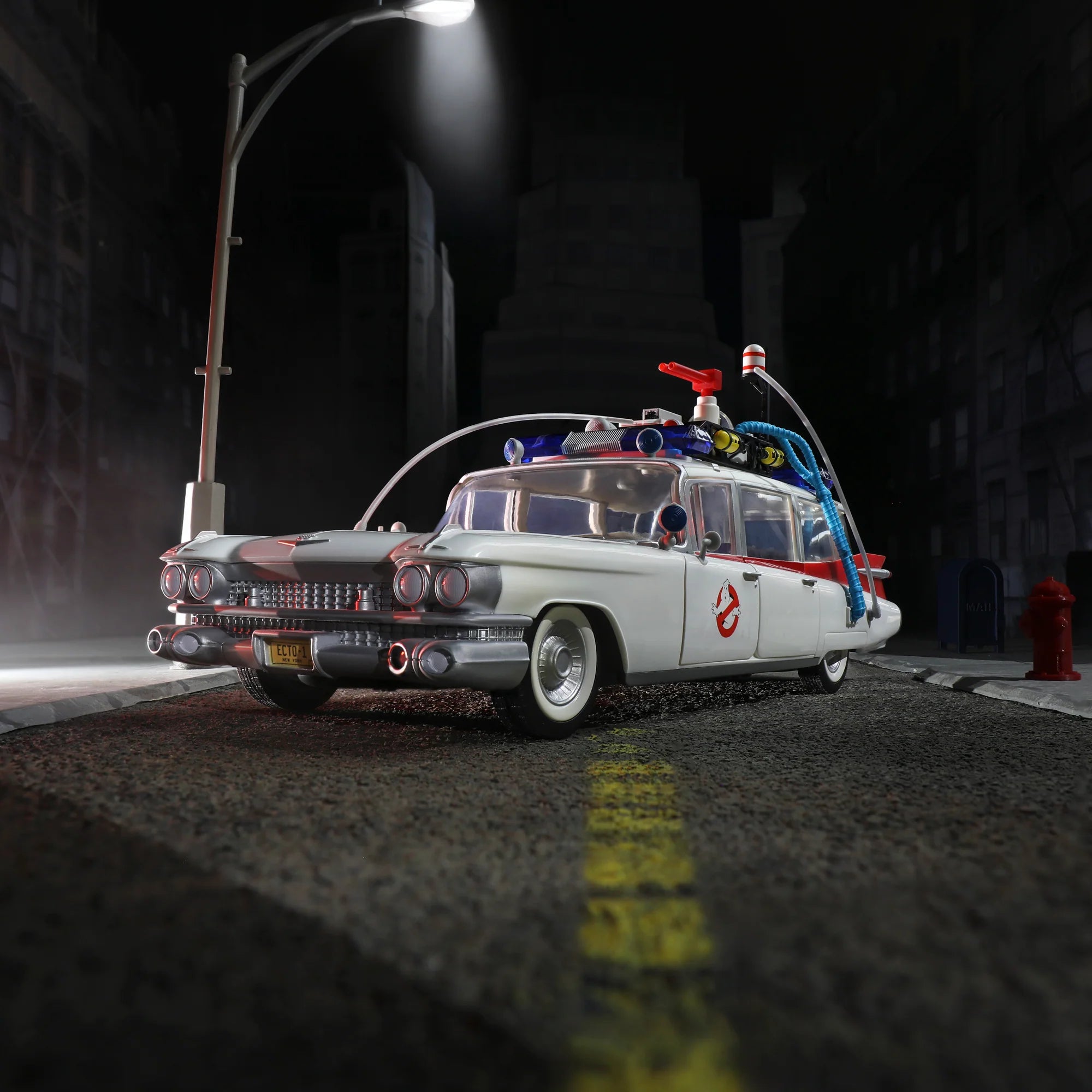 Hasbro Ghostbusters Plasma Series Ecto-1 (1984) Die-Cast Vehicle - Collectible Movie Replica Toy for Fans | Perfect for Display, Play & Nostalgic Gift Giving