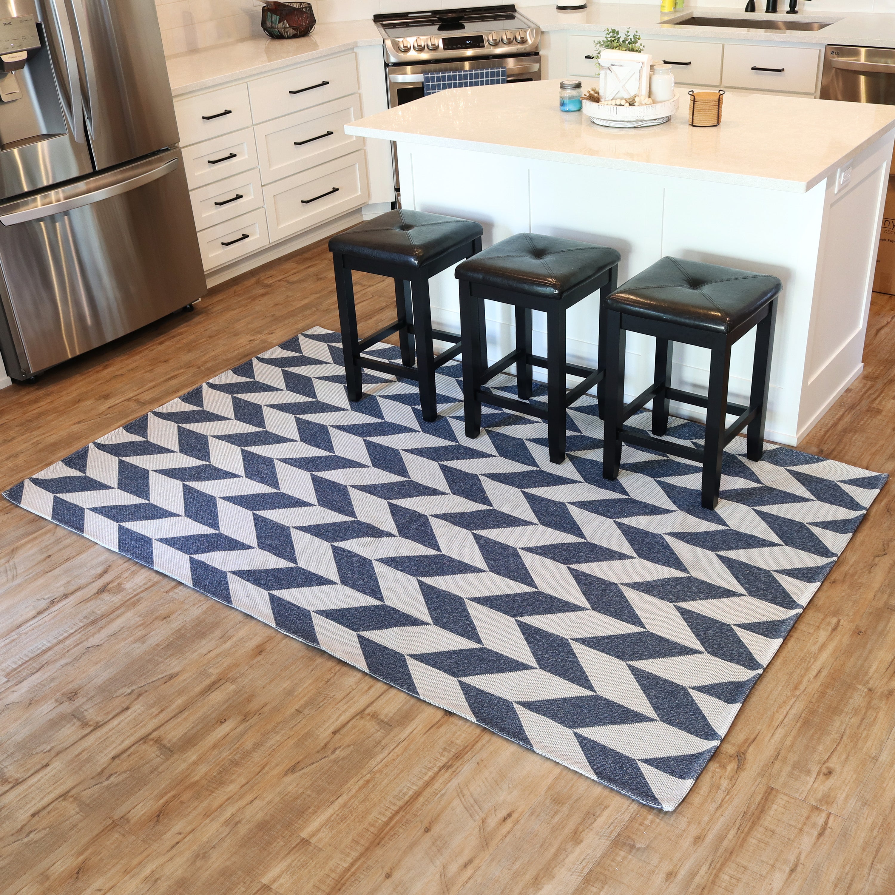 Stylish Sunnydaze Indoor Area Rug - Soft & Durable for Living Room, Bedroom & Home Decor - Perfect for Cozy Spaces & Modern Interiors