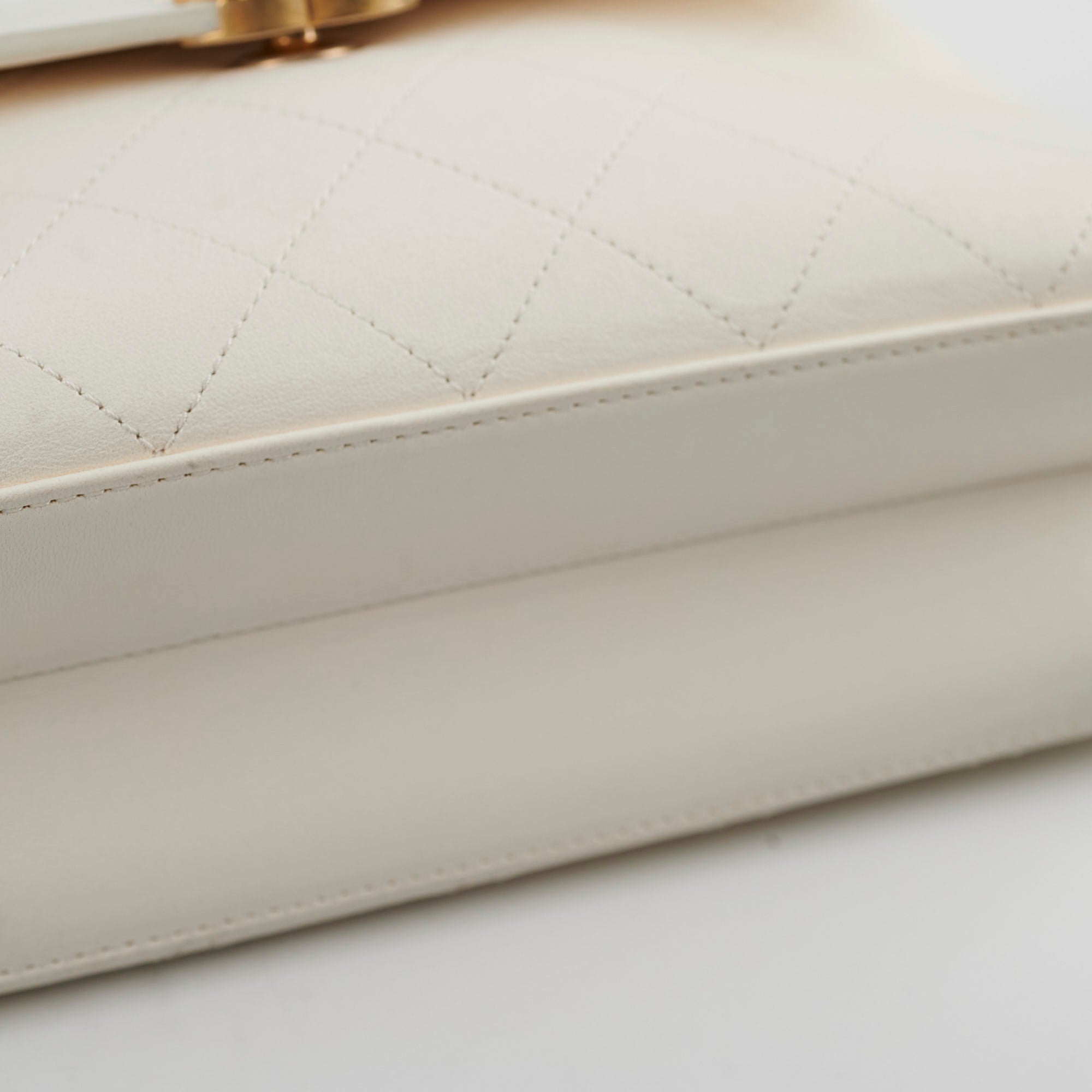 Chanel Reversible Quilted Flap Bag White Gold Hardware 25 Series - Luxury Crossbody Purse for Women, Perfect for Parties & Evening Events