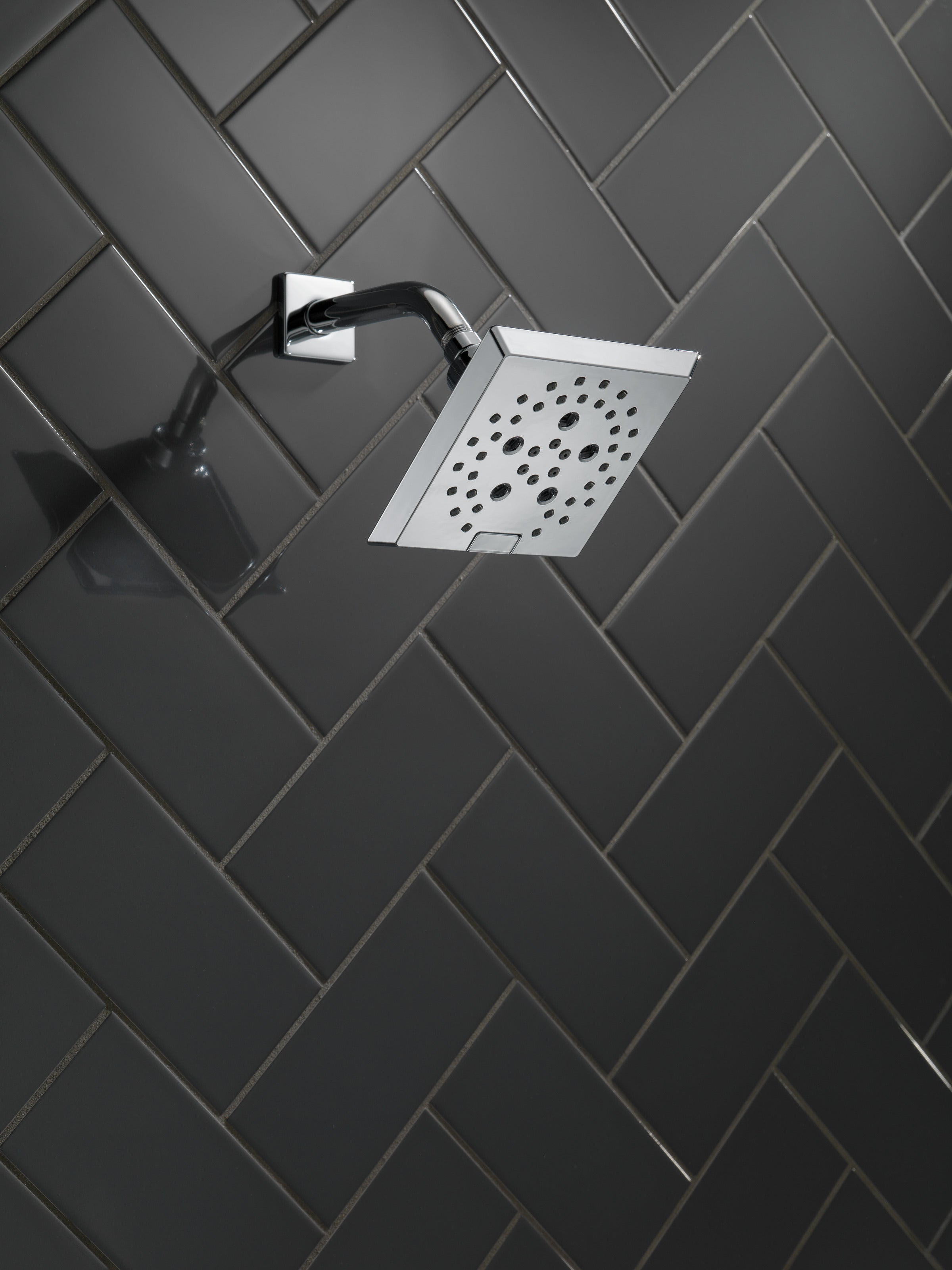 Delta H2Okinetic 5-Setting Modern Angular Shower Head in Chrome - High Pressure Water Saving Showerhead for Spa-Like Relaxation at Home
