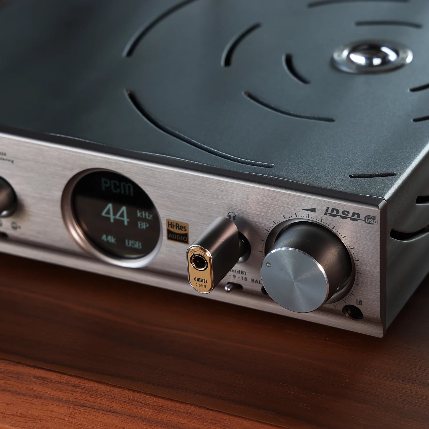 ddHiFi DJ65B AL 6.35mm Male to 4.4mm Female Audio Adapter - High-Quality Gold-Plated Connector for Headphones, Amplifiers & Studio Equipment
