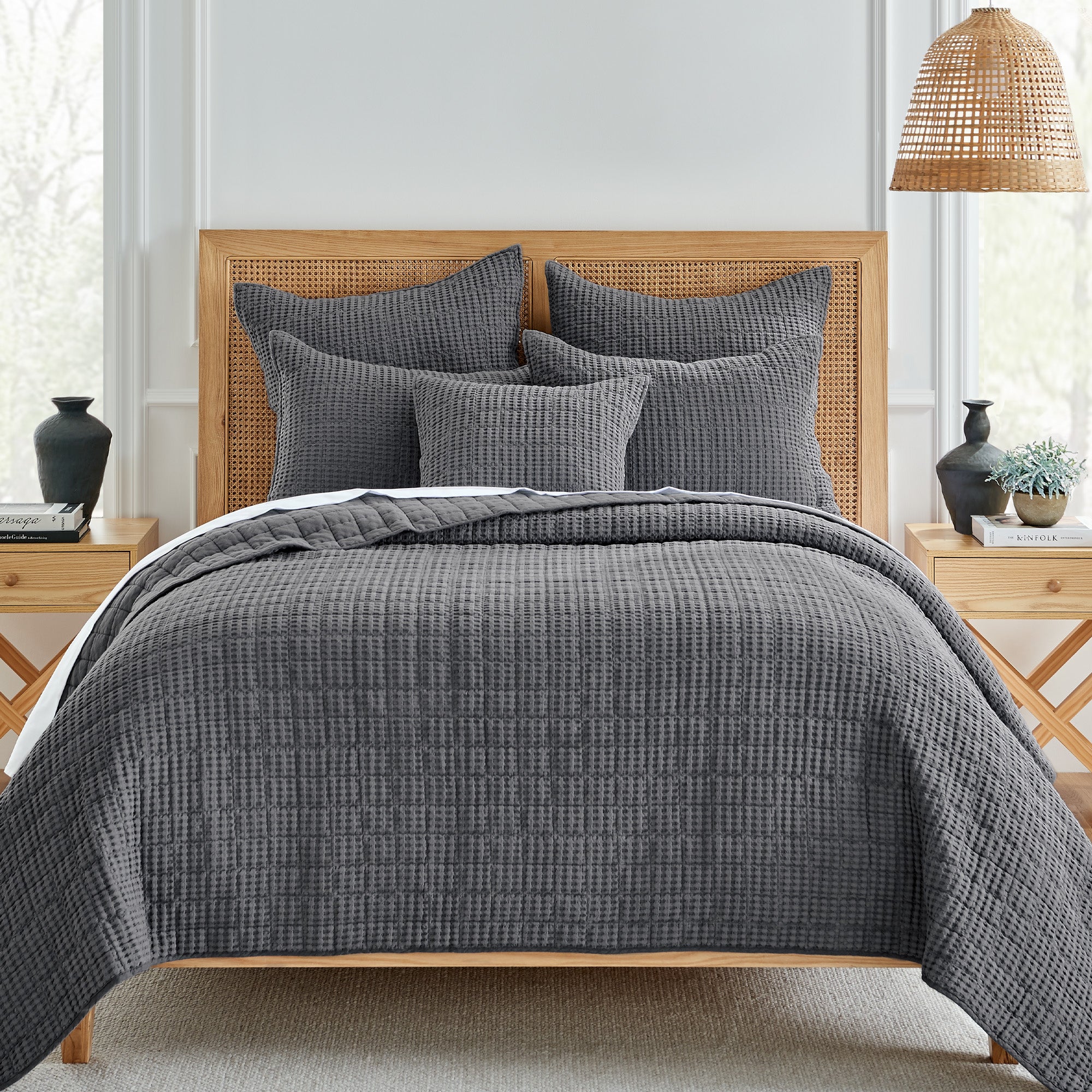 Luxury Mills Waffle Quilt Set - Ultra Soft Bedding Collection for Queen/King Size Beds - Perfect for Cozy Bedrooms, Guest Rooms & Hotel Stays