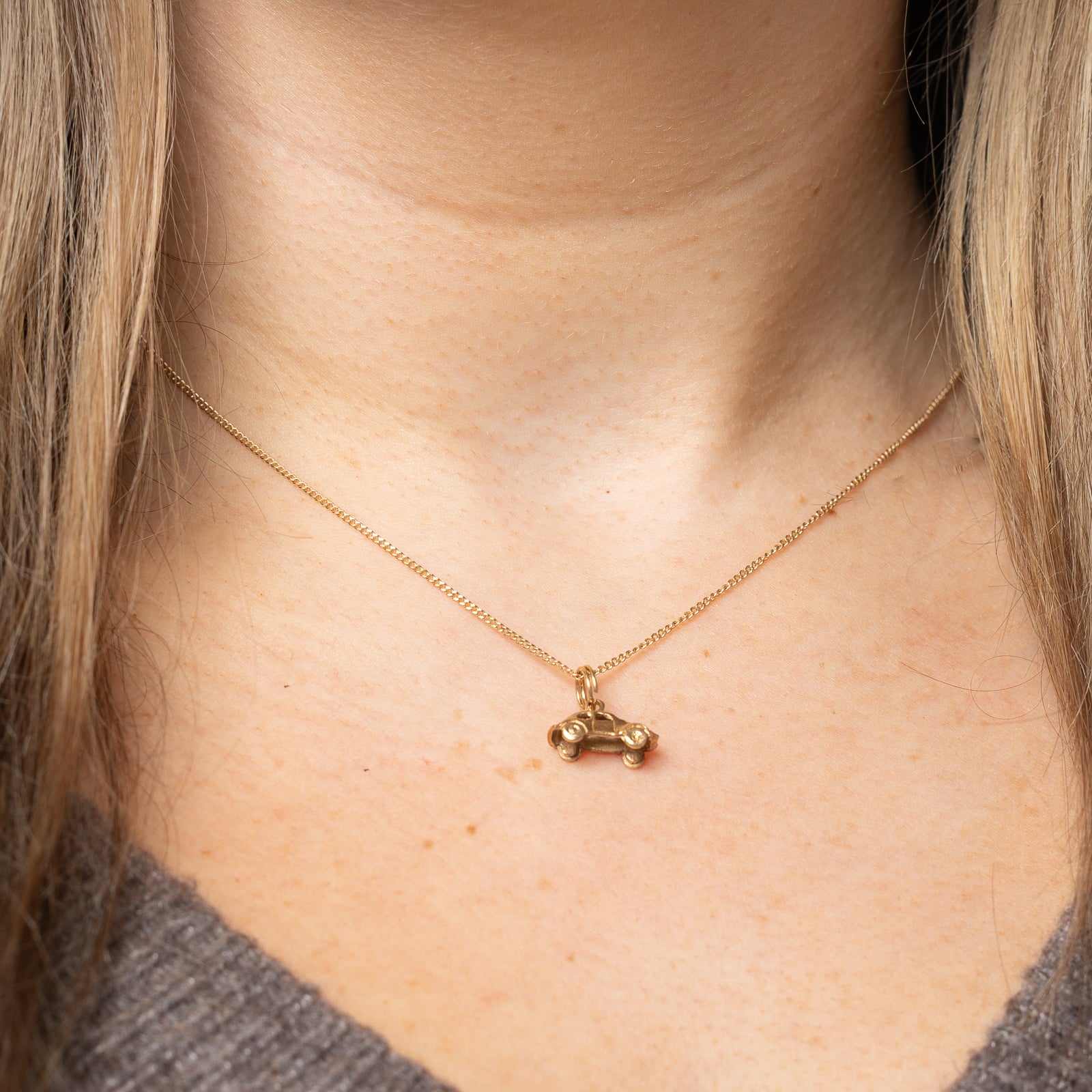 10K Yellow Gold Car Charm Pendant - Elegant & Durable Jewelry for Car Keys, Necklaces & Gifts | Perfect for Car Enthusiasts, Graduation, Birthday & Special Occasions