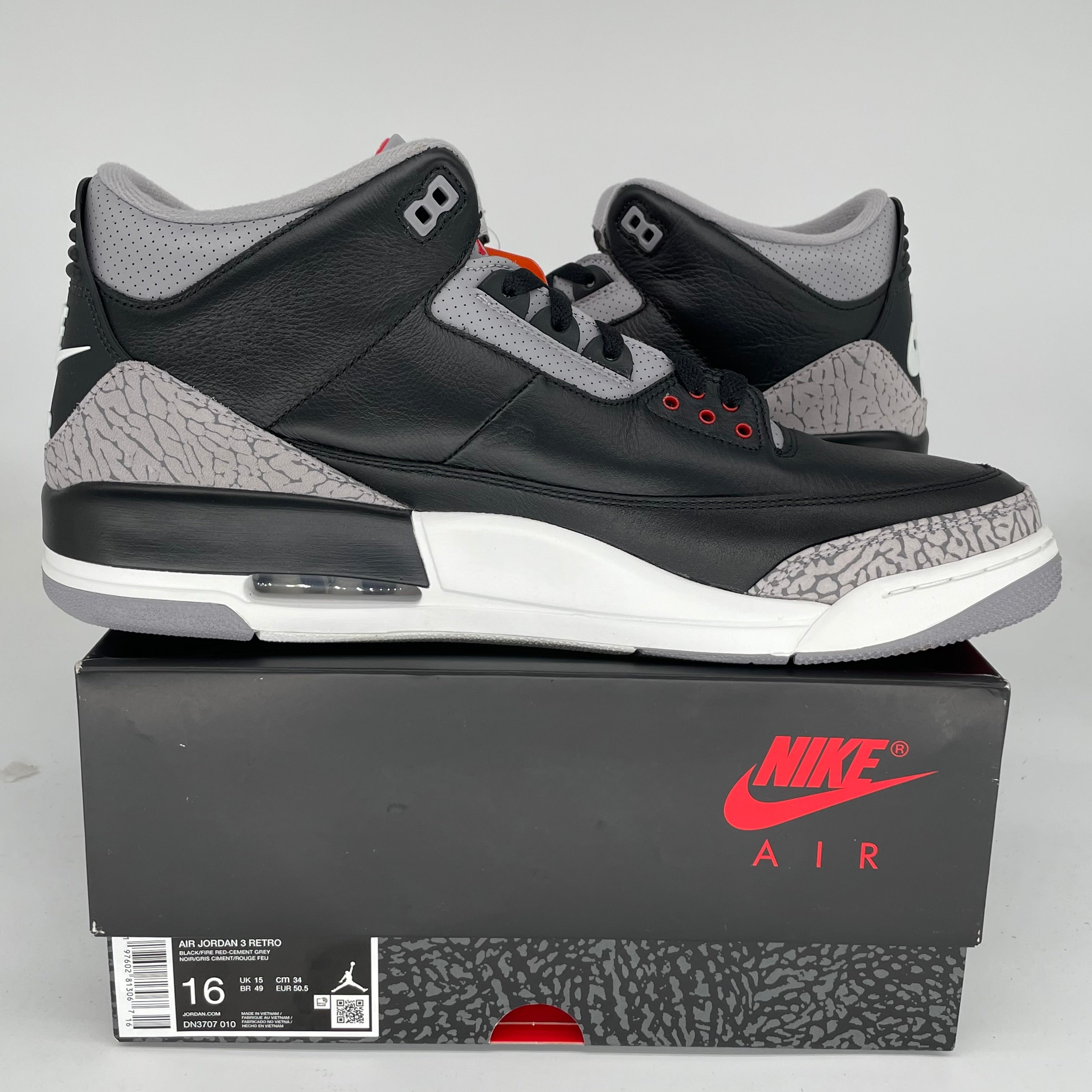 Original Air Jordan 3 Retro 'Black Cement' Men's Basketball Shoes - Size 16 (DN3707-010) - Iconic Sneakers for Streetwear & Basketball Performance