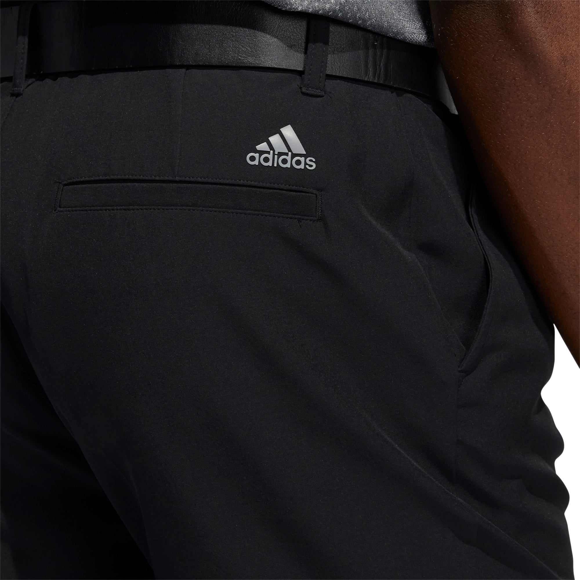 Adidas Ultimate365 8.5 Inch Black Men's Golf Shorts - Lightweight Stretch Comfort for Golfing & Casual Wear