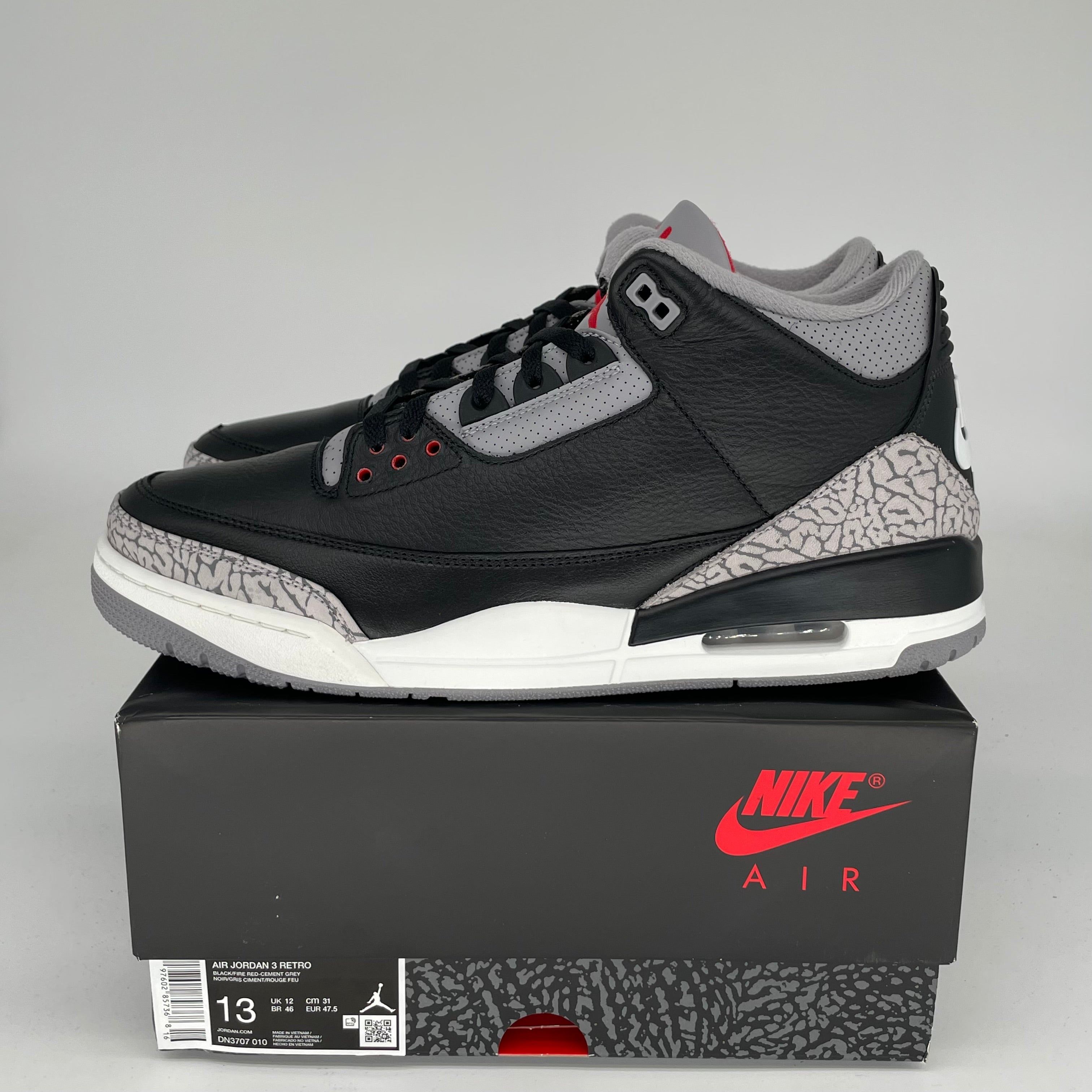 AIR JORDAN 3 Retro Black Cement Men's Basketball Shoes Size 13 (DN3707-010) - Perfect for Sneaker Collectors & Streetwear Fashion