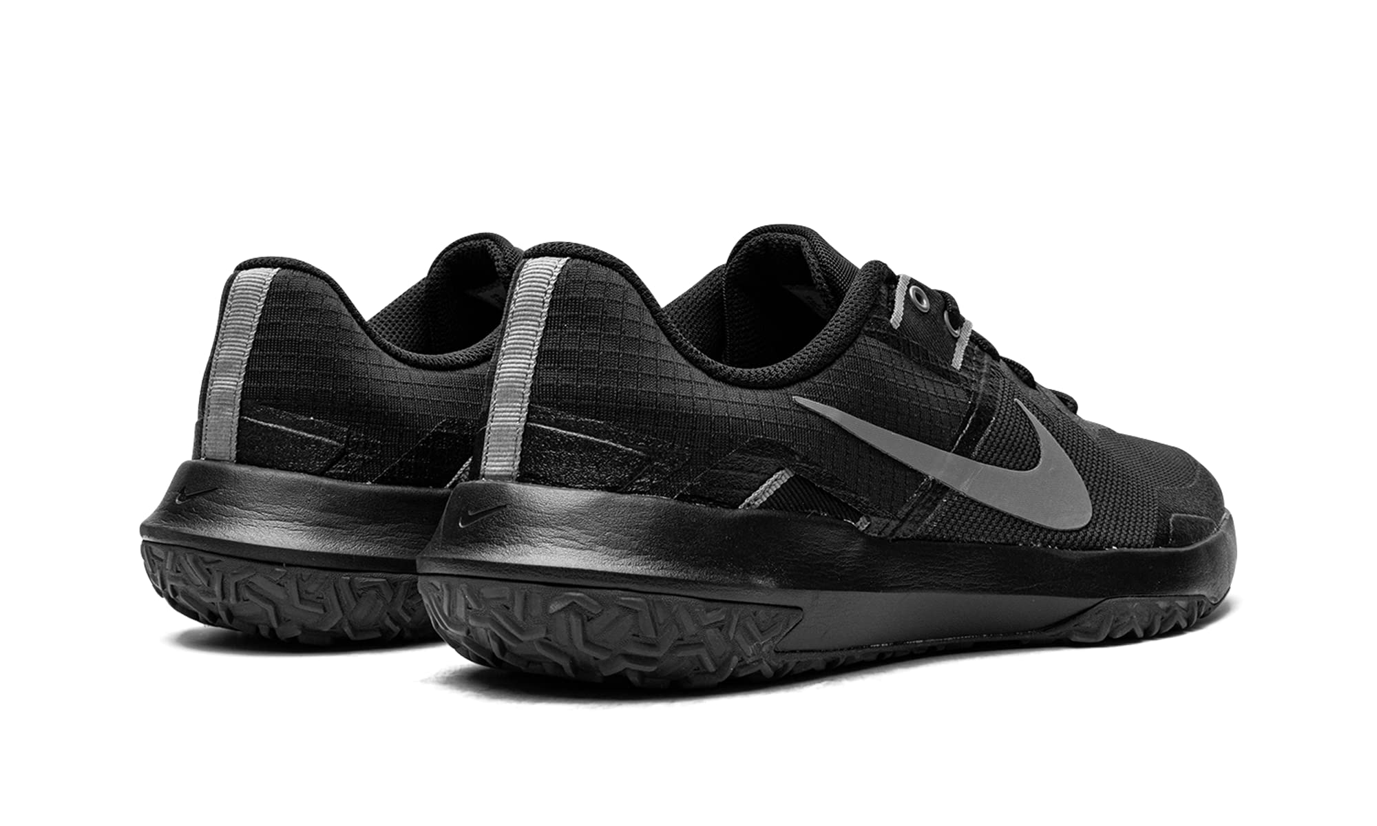 Nike Men's Training Sneakers - Lightweight Gym Shoes for Running, Workout & Cross Training - Comfortable Athletic Shoes for Men's Fitness & Training