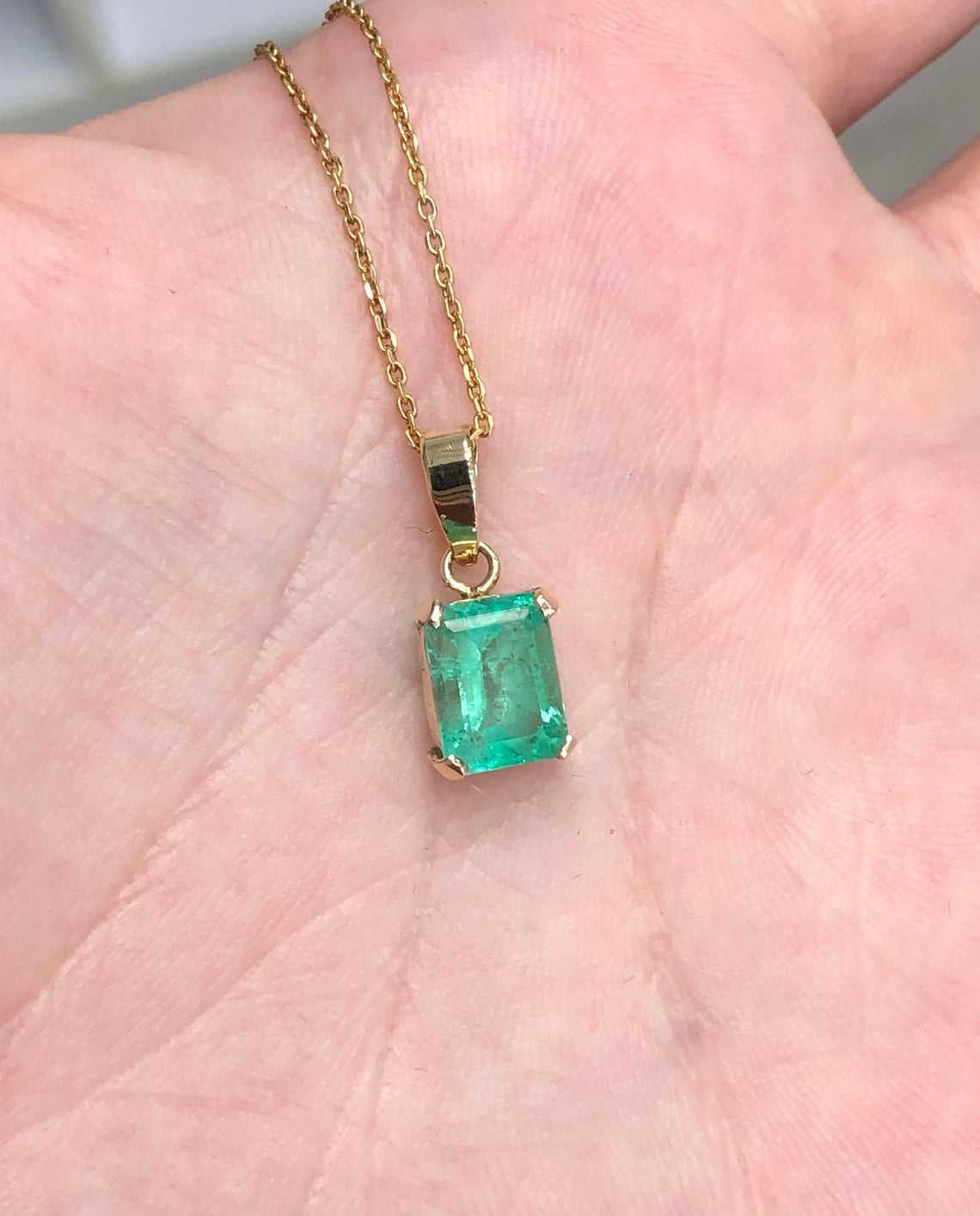 2.20 Carat Genuine Colombian Emerald Pendant in 14K Yellow Gold - Unisex Jewelry for Gifts & Special Occasions