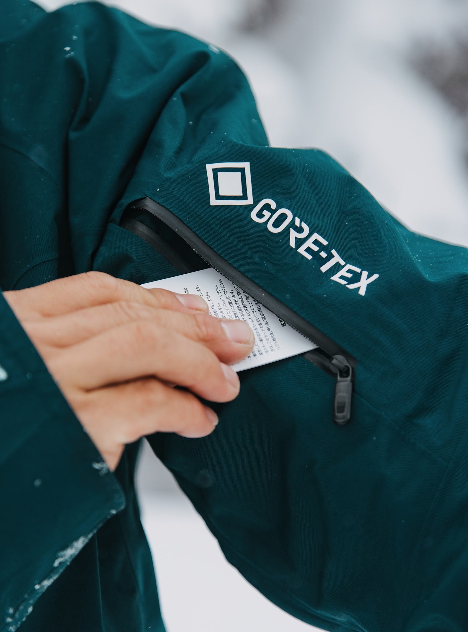 Burton AK GORE-TEX Velocity Anorak Jacket 2025 - Waterproof & Breathable Snowboard Outerwear for Men & Women | Perfect for Skiing, Snowboarding & Winter Adventures