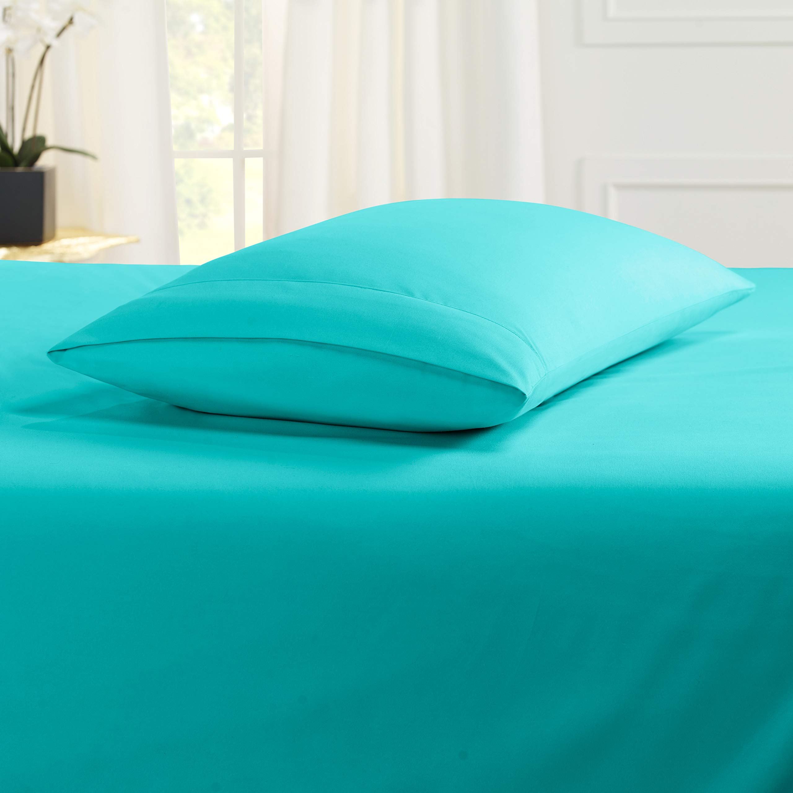 Premium King Size Pillowcases Set of 8 - Ultra Soft Hotel Quality Bedding - Teal Blue - Perfect for Master Bedroom, Guest Room & Luxury Hotels
