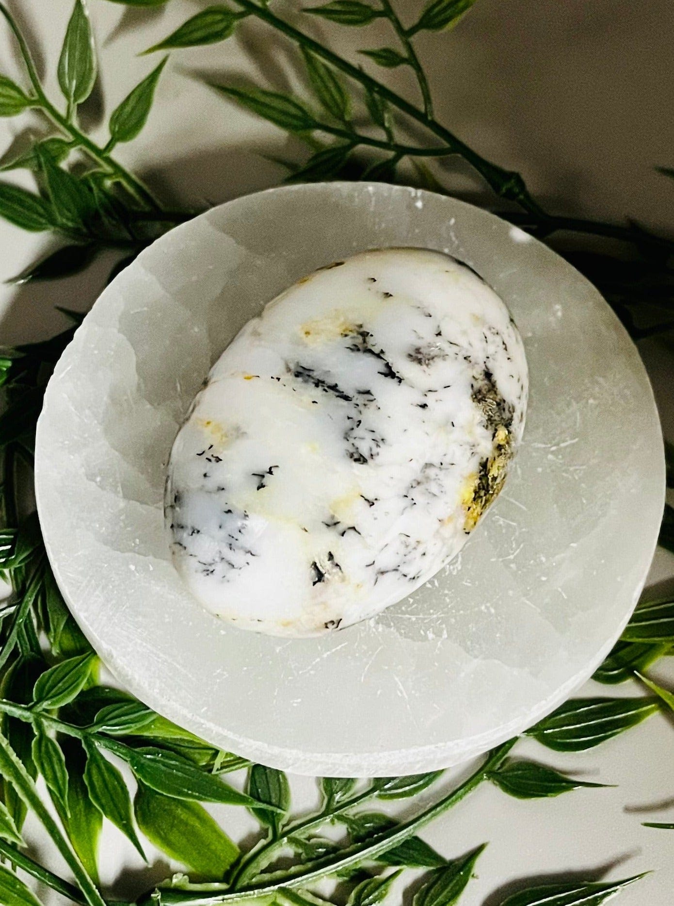 Natural Dendritic Opal Palm Stone for Meditation, Healing & Stress Relief - Perfect for Reiki, Chakra Balancing & Spiritual Practices