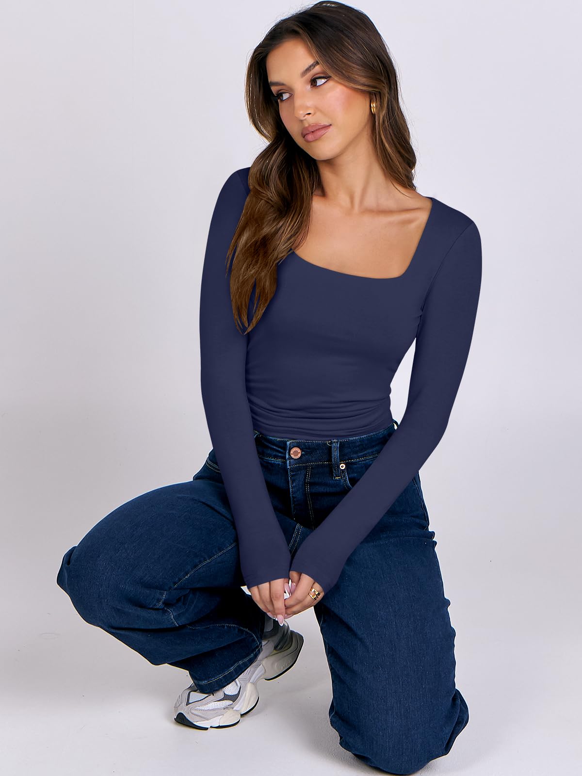 ANRABESS Women's Double Lined Long Sleeve Crop Top - Square Neck Fitted Basic Tee Shirt for Casual Wear, Going Out & Daily Outfits 2024 | Perfect for Layering, Date Nights & Street Style Fashion