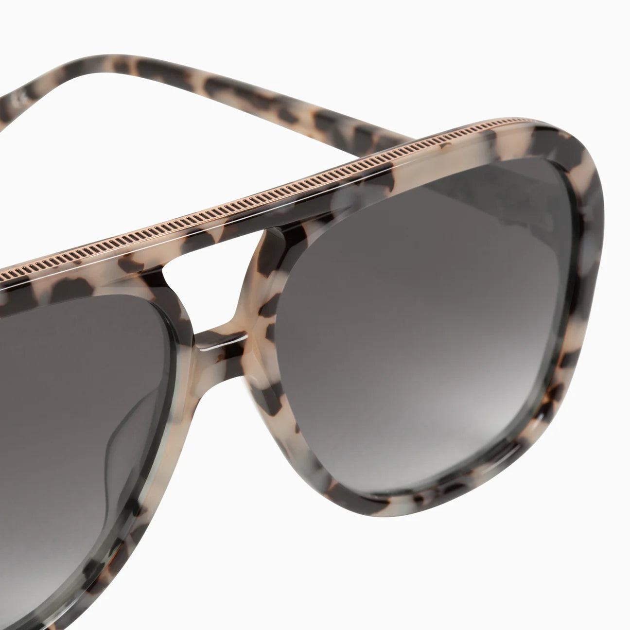 Ivory Tortoise Shell Sunglasses with Rose Gold Metal Trim & Black Gradient Lenses - Perfect for Outdoor Activities, Beach Vacations, and Fashion Accessories