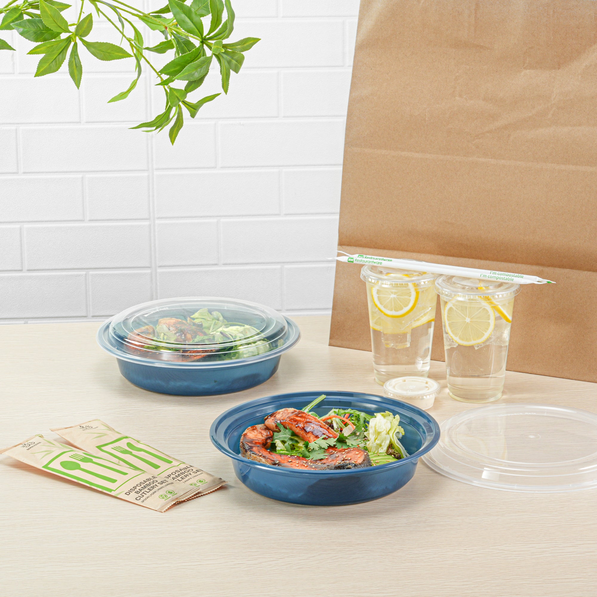 48oz Midnight Blue Plastic Food Storage Containers with Clear Lids - 9x9x1.75 Inches, Microwave Safe, 100-Pack - Perfect for Meal Prep, Takeout, Leftovers & Restaurant Bulk Storage